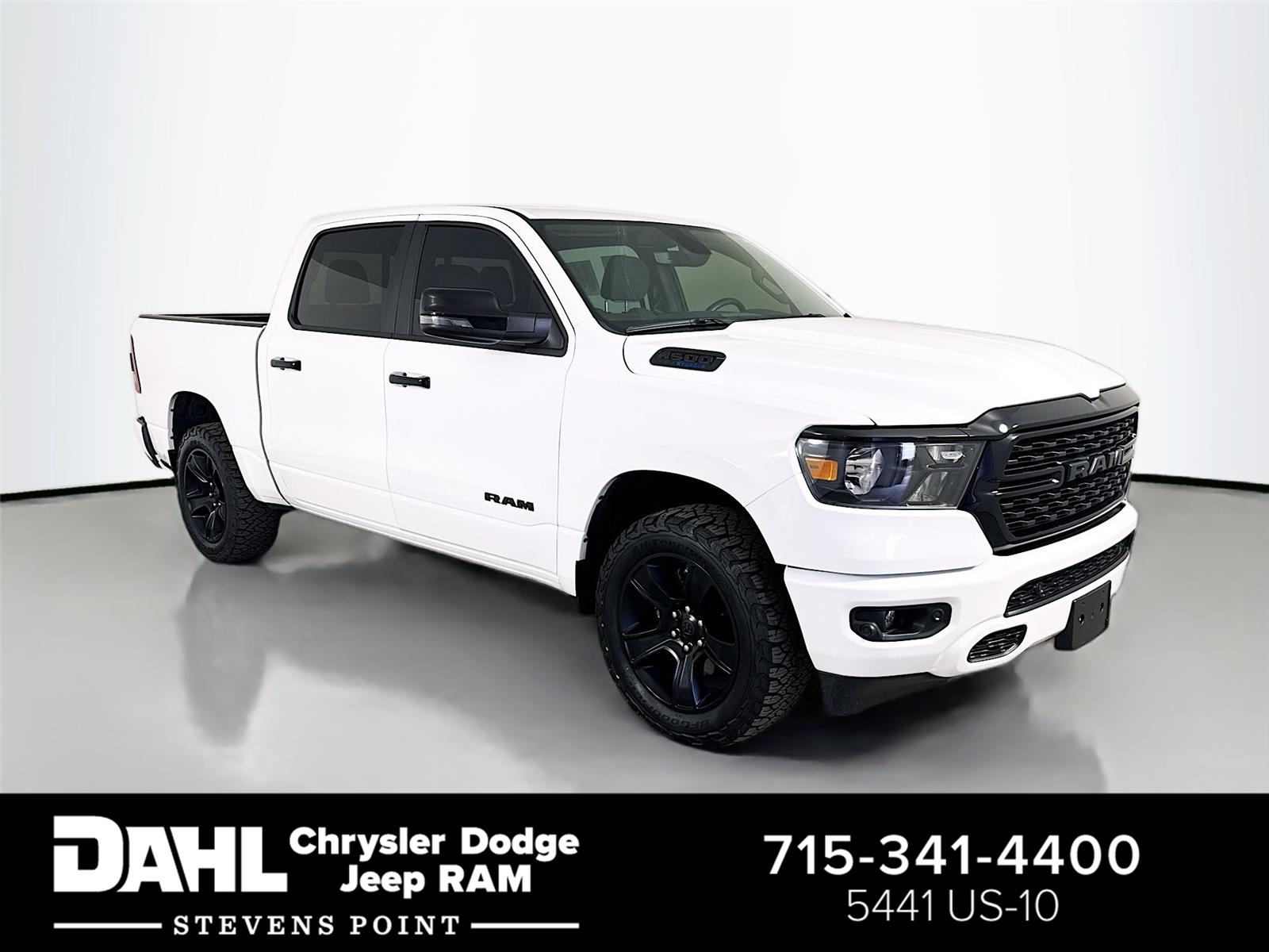 Bright White Clearcoat 2024 RAM 1500 Pickup Truck Four-Wheel Drive 8-Speed Automatic