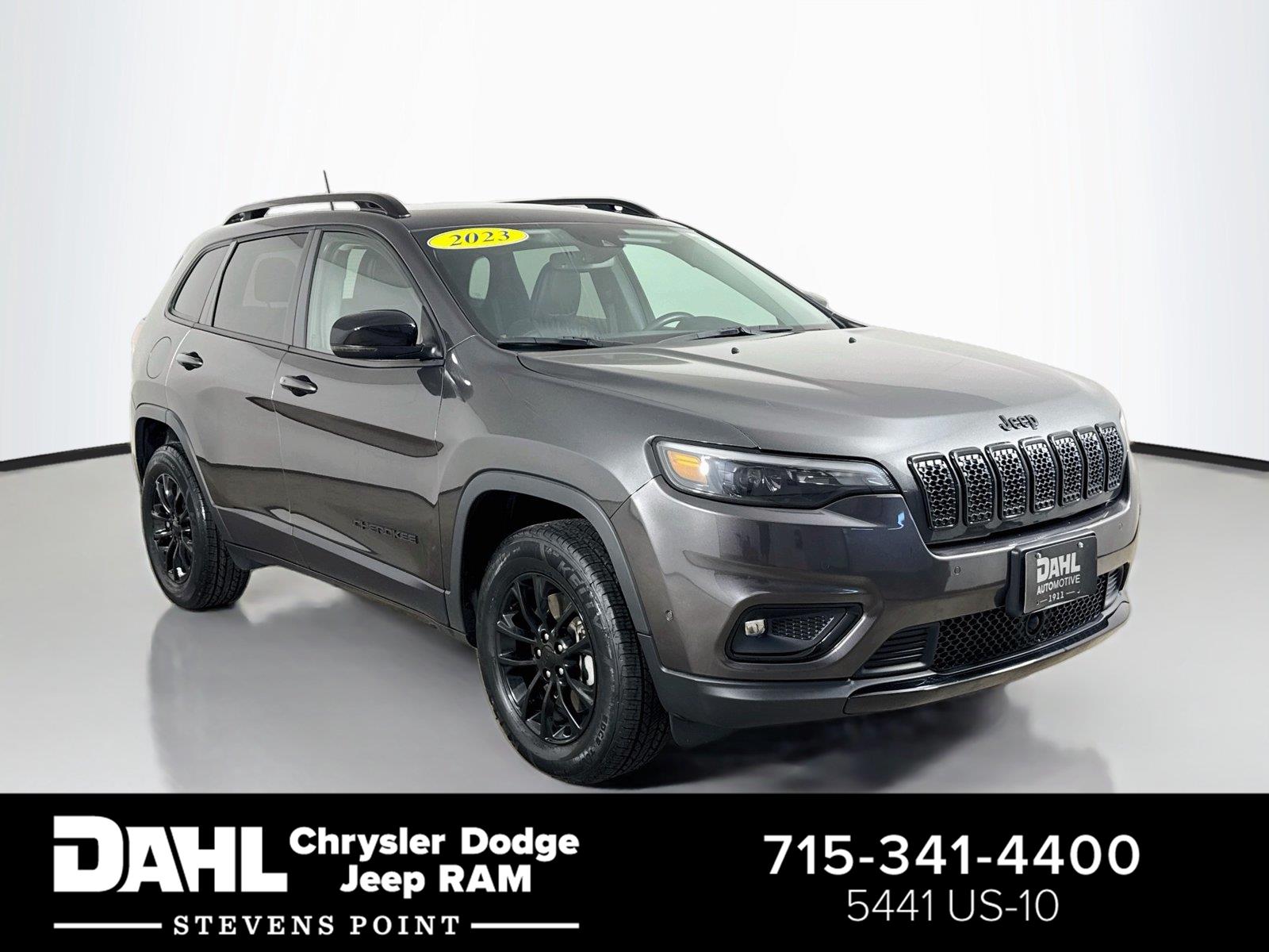 2023 Jeep Cherokee Gris (Granite Crystal Metallic Clearcoat) SUV/Crossover Todo terreno 9 velocidades Automática