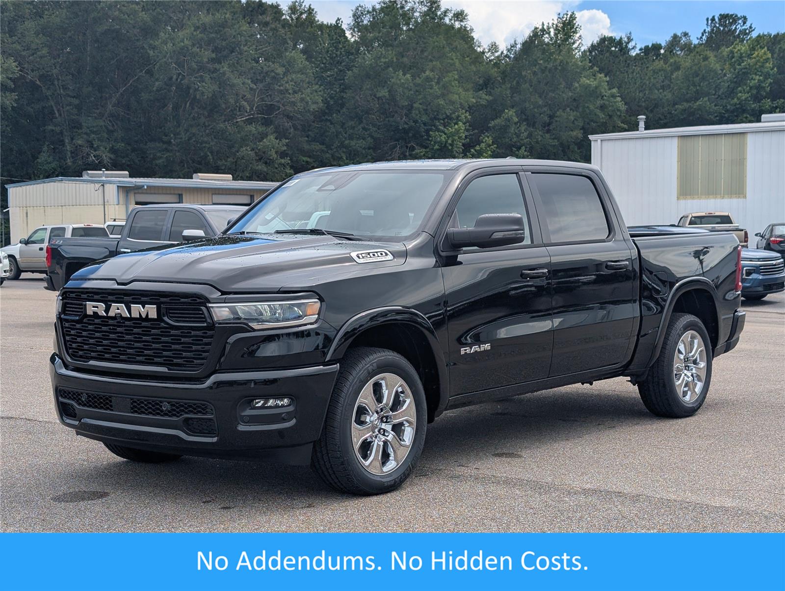 Diamond Black Crystal Pearlcoat 2026 RAM 1500 Big Horn Crew Cab 4WD Pickup Truck Four-Wheel Drive 8-Speed Automatic