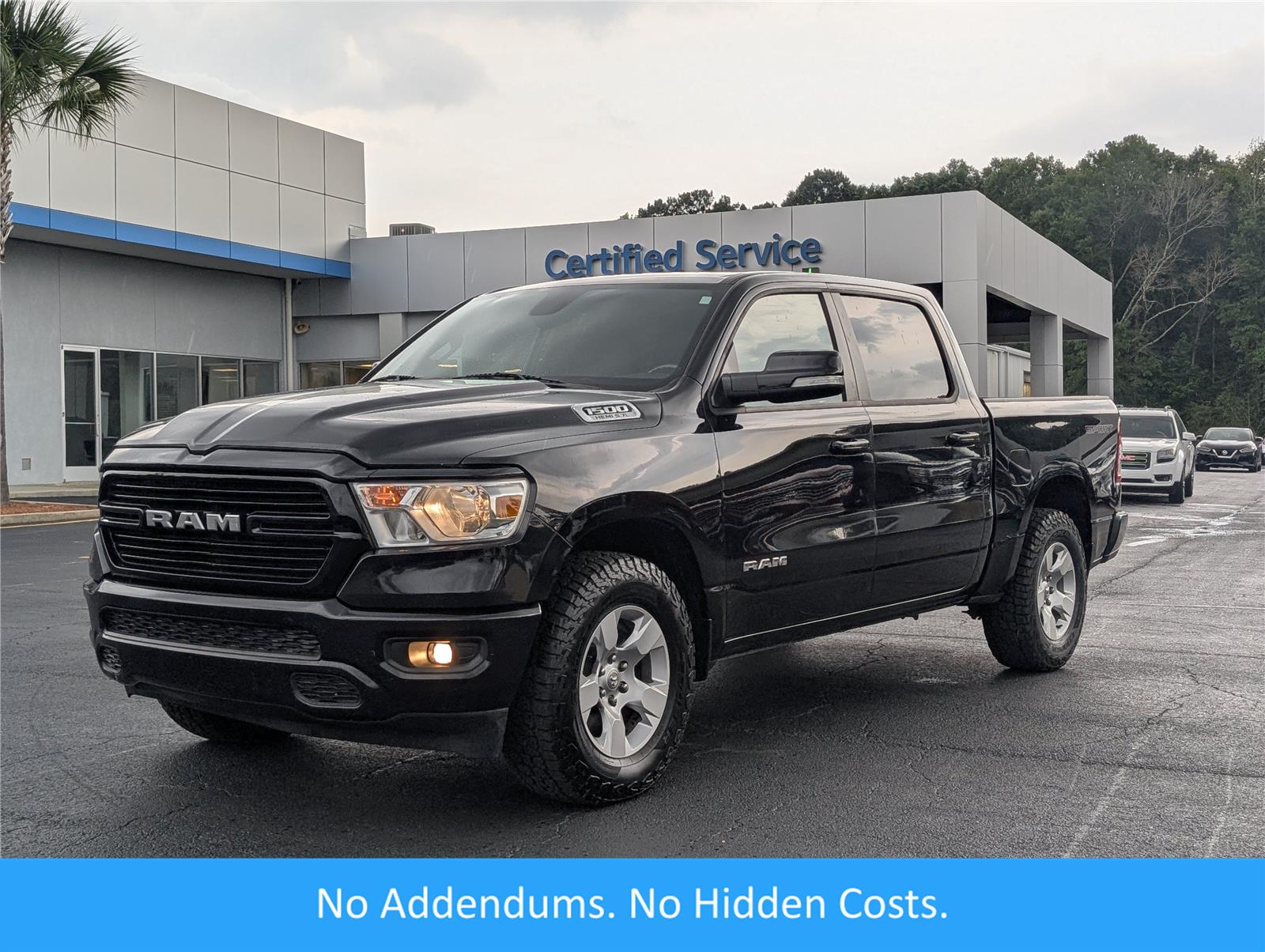 Diamond Black Crystal Pearlcoat 2020 RAM 1500 Big Horn Crew Cab 4WD Pickup Truck Four-Wheel Drive 8-Speed Automatic