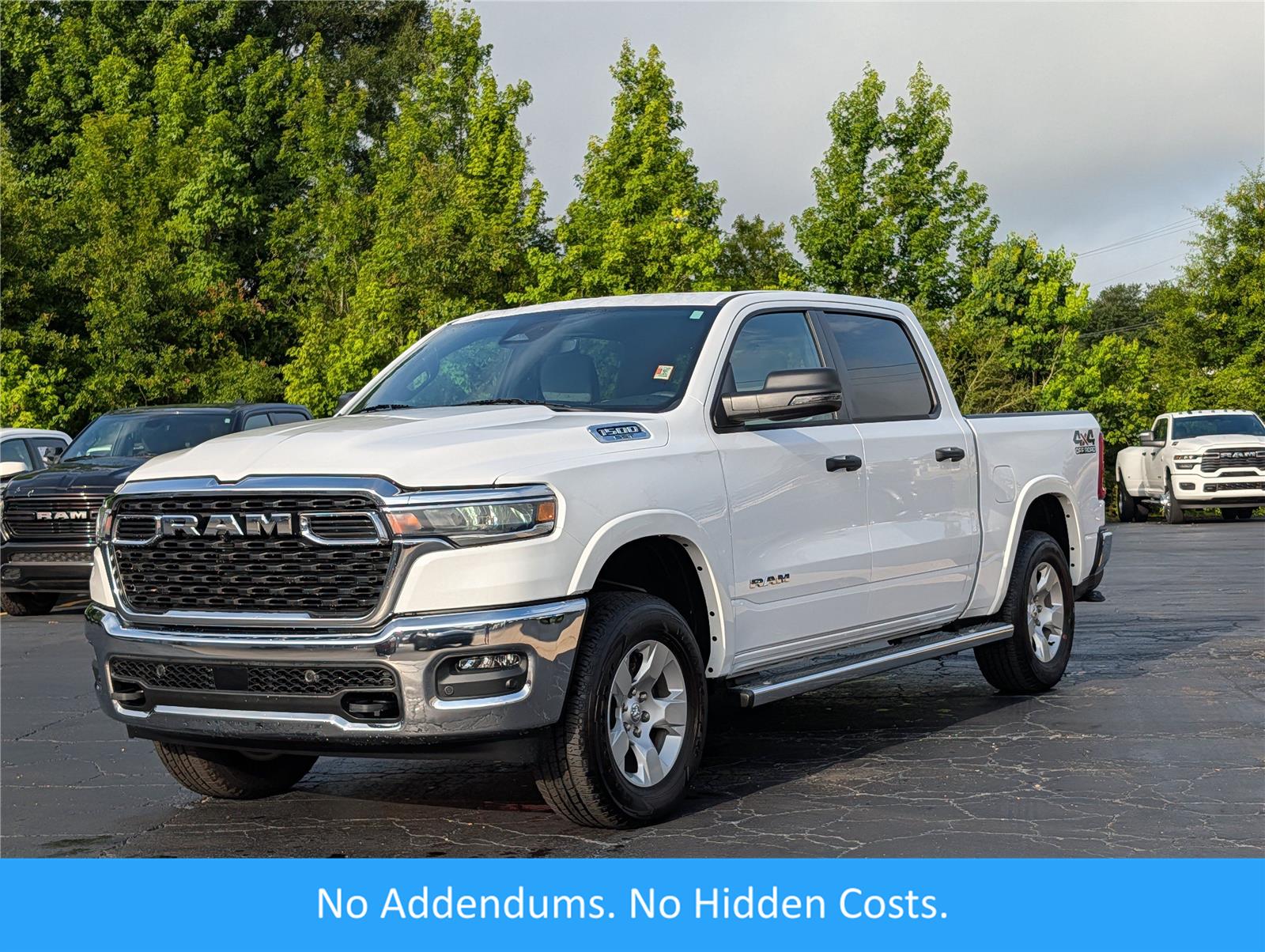 Bright White Clearcoat 2025 RAM 1500 Big Horn Crew Cab 4WD Pickup Truck Four-Wheel Drive 8-Speed Automatic