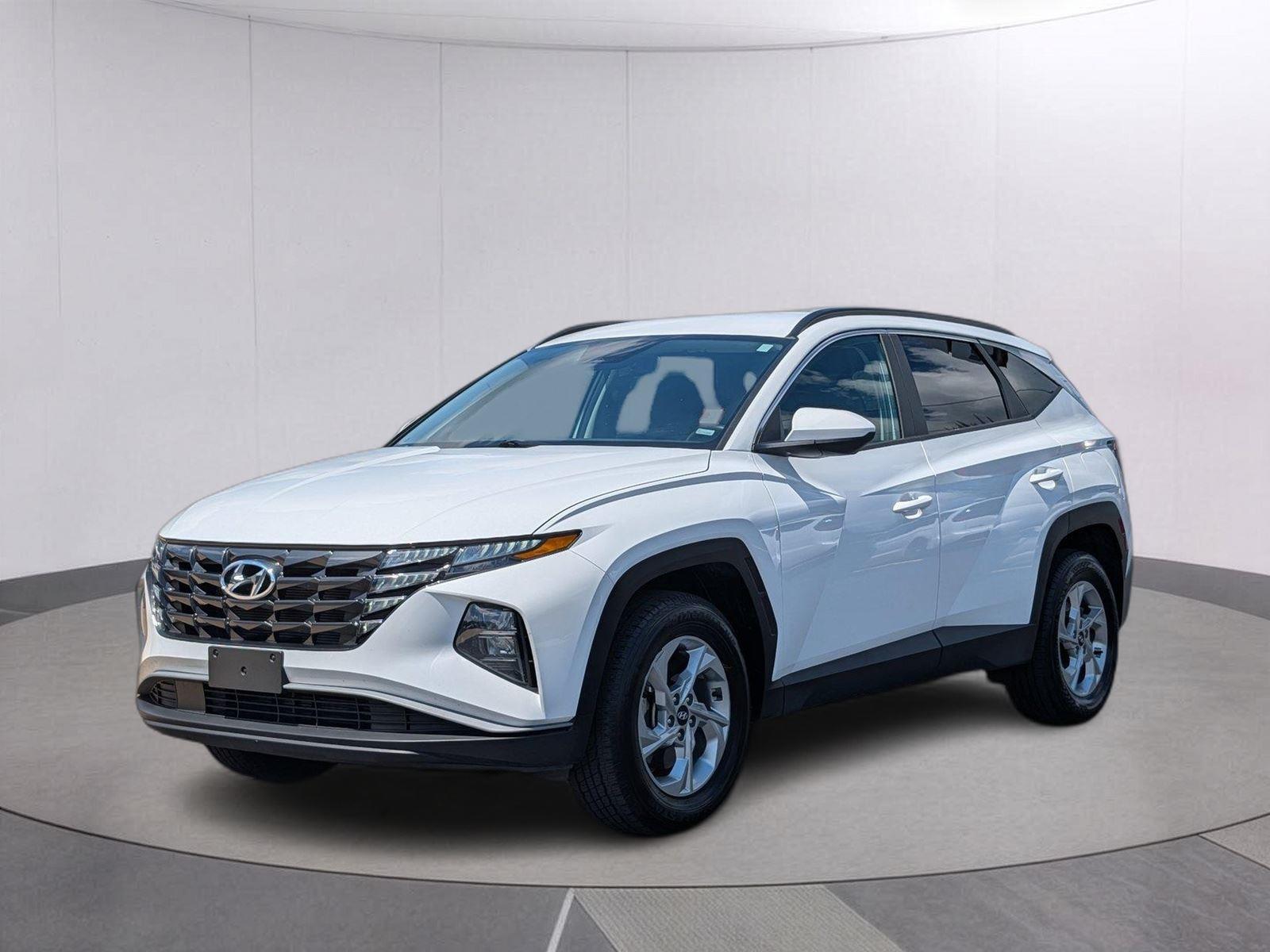 White Pearl 2024 Hyundai Tucson SUV / Crossover All-Wheel Drive Automatic