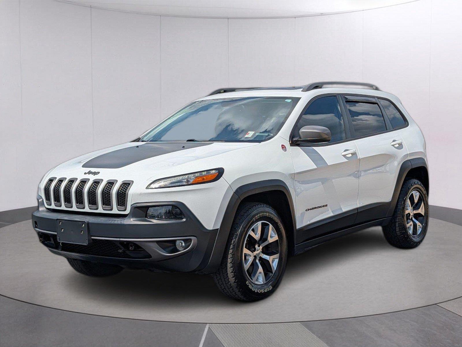 Bright White Clearcoat 2015 Jeep Cherokee SUV / Crossover Four-Wheel Drive 9-Speed Automatic