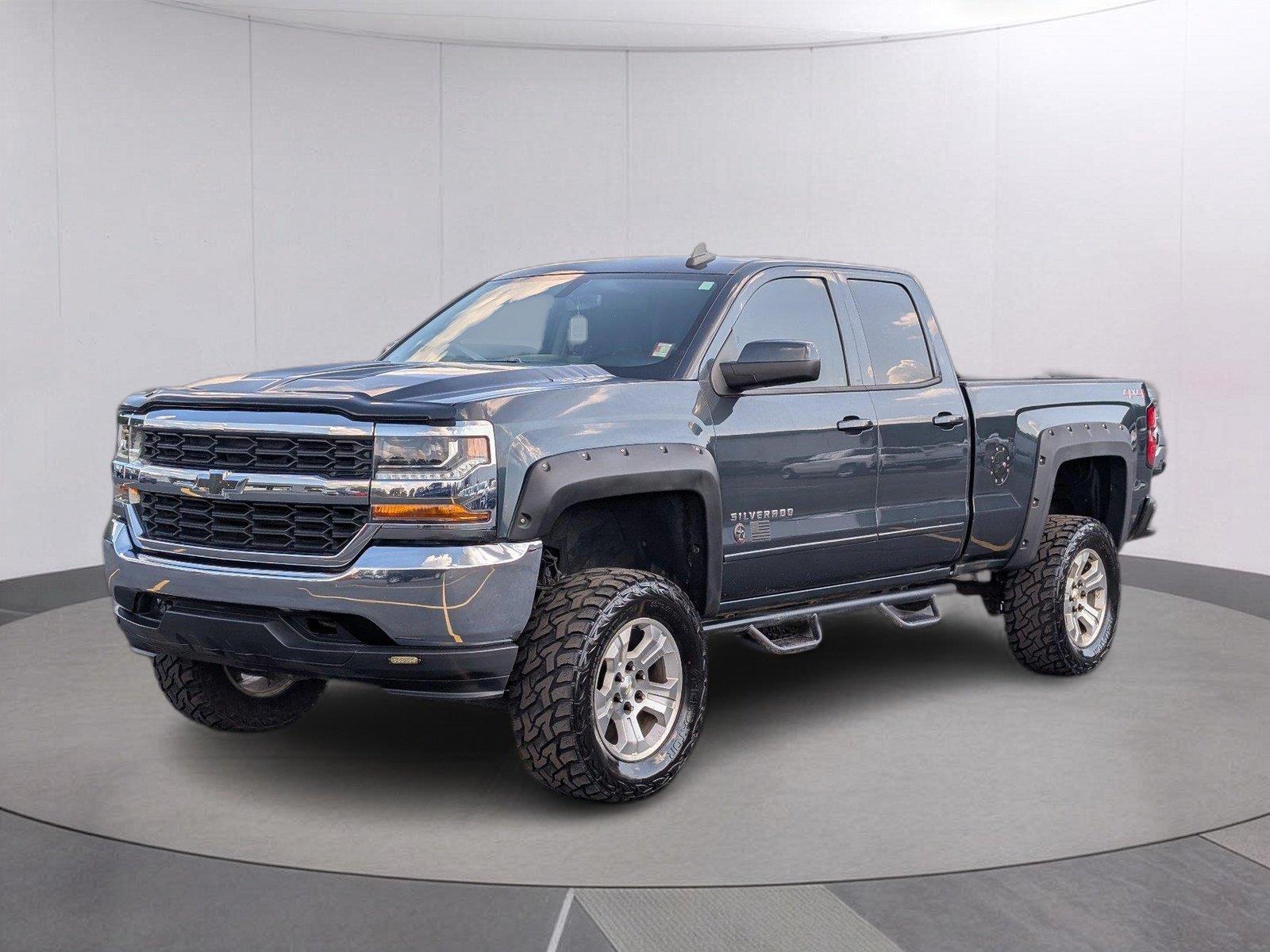 Gray (Graphite Metallic) 2018 Chevrolet Silverado 1500 Pickup Truck Four-Wheel Drive 6-Speed Automatic