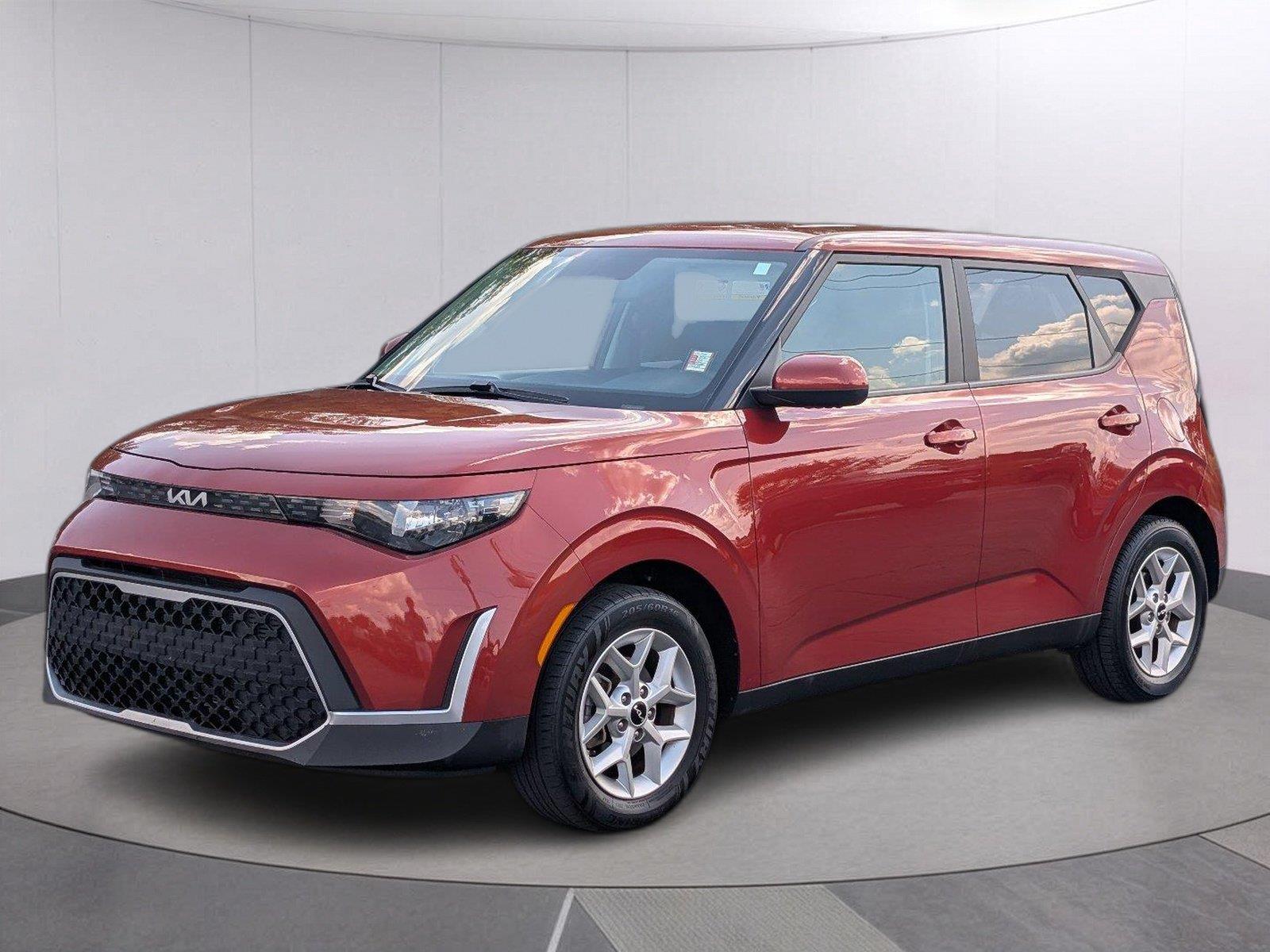 2024 Kia Soul LX FWD
