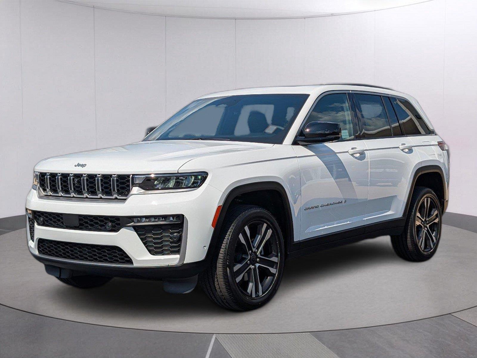 Bright White Clearcoat 2027 Jeep Grand Cherokee SUV / Crossover 4X2 8-Speed Automatic