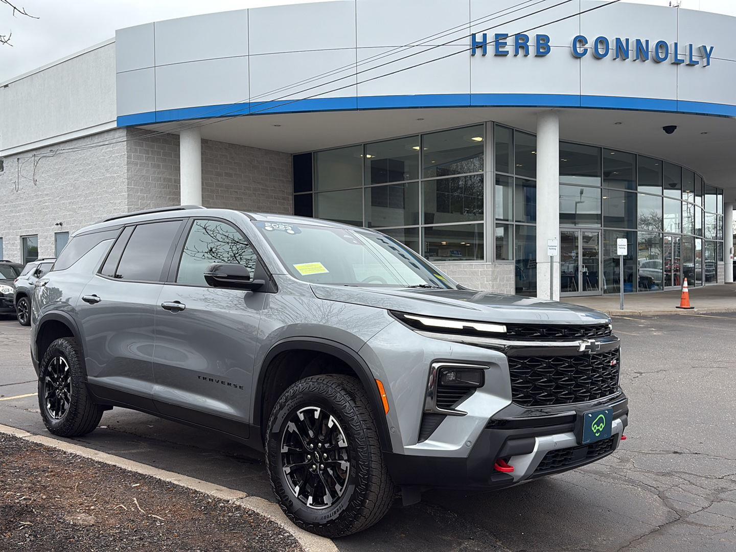 Sterling Gray Metallic 2024 Chevrolet Traverse Z71 AWD SUV / Crossover Four-Wheel Drive 8-Speed Automatic