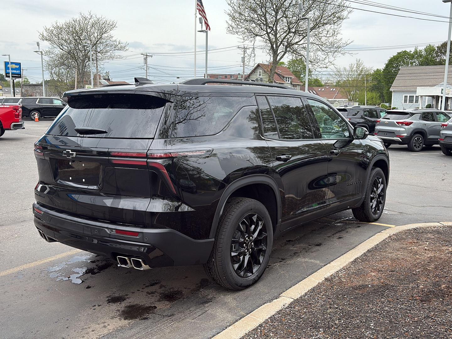 View vehicle photo 4