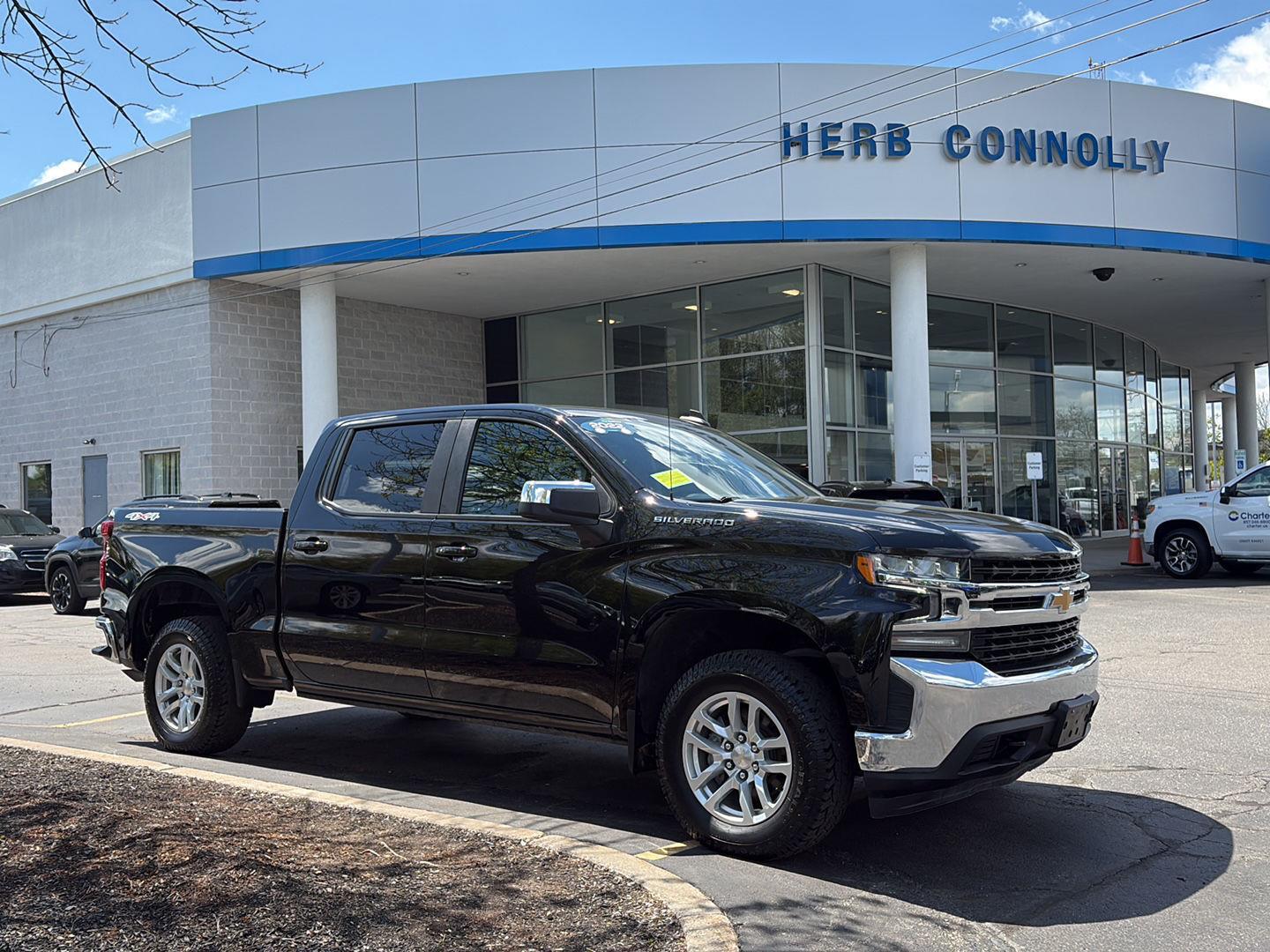 Black 2022 Chevrolet Silverado 1500 Pickup Truck Four-Wheel Drive 8-Speed Automatic