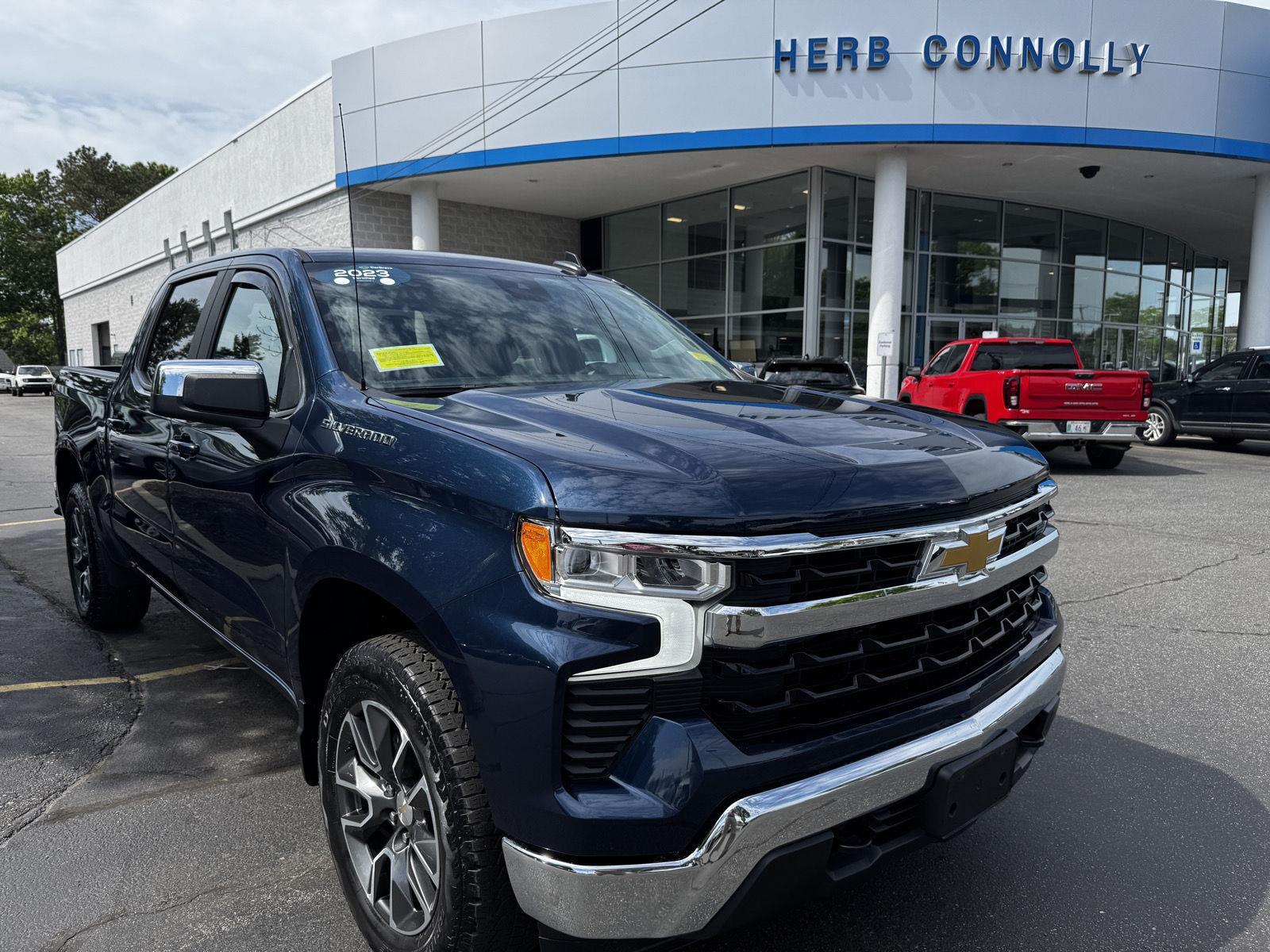 Northsky Blue Metallic 2023 Chevrolet Silverado 1500 LT Crew Cab 4WD Pickup Truck Four-Wheel Drive 8-Speed Automatic