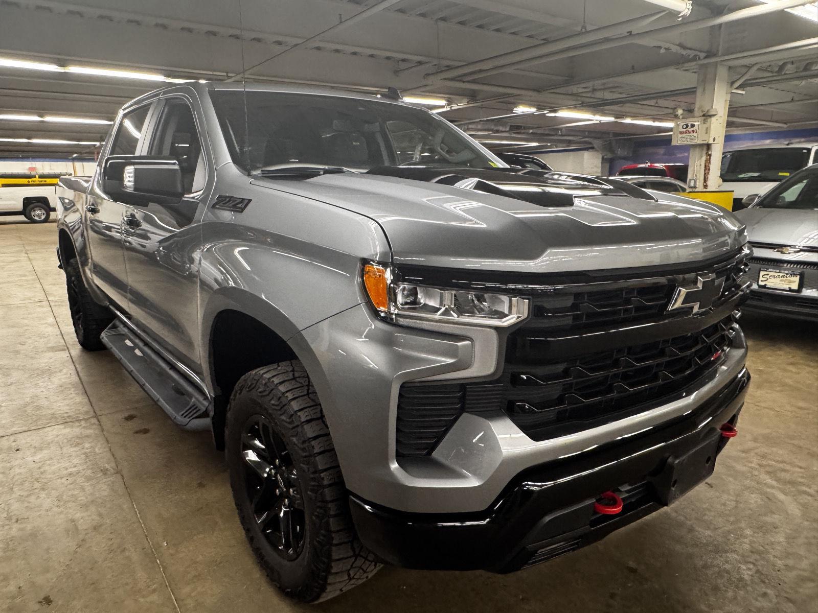 Sterling Gray Metallic 2023 Chevrolet Silverado 1500 Pickup Truck Four-Wheel Drive Automatic
