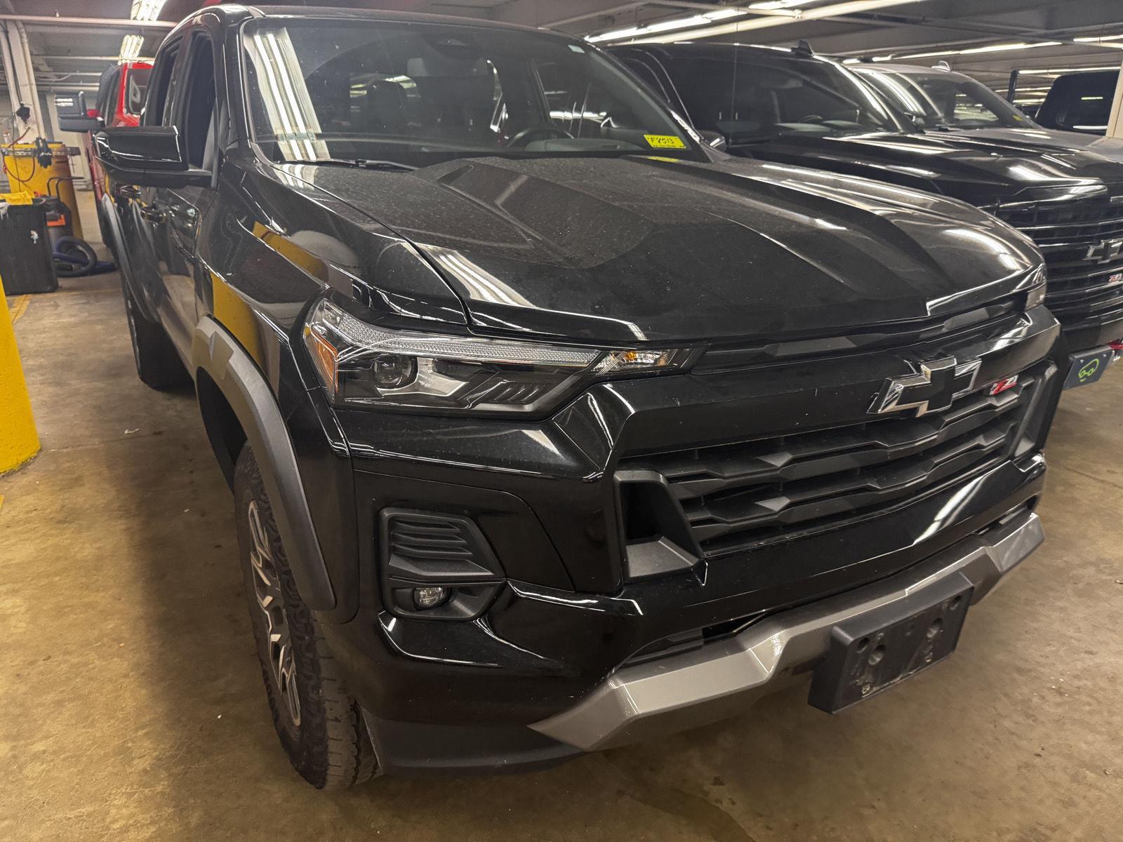 Black 2023 Chevrolet Colorado Pickup Truck Four-Wheel Drive 8-Speed Automatic