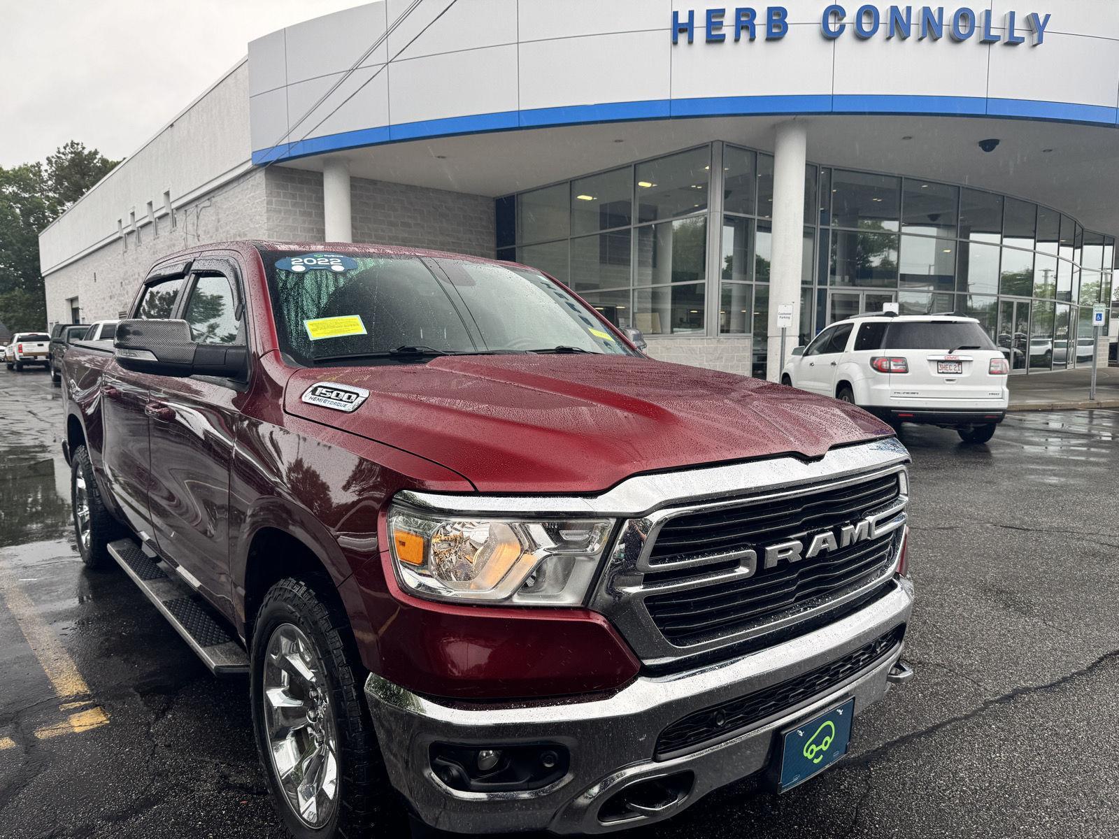 Delmonico Red Pearlcoat 2022 RAM 1500 Pickup Truck Four-Wheel Drive 8-Speed Automatic