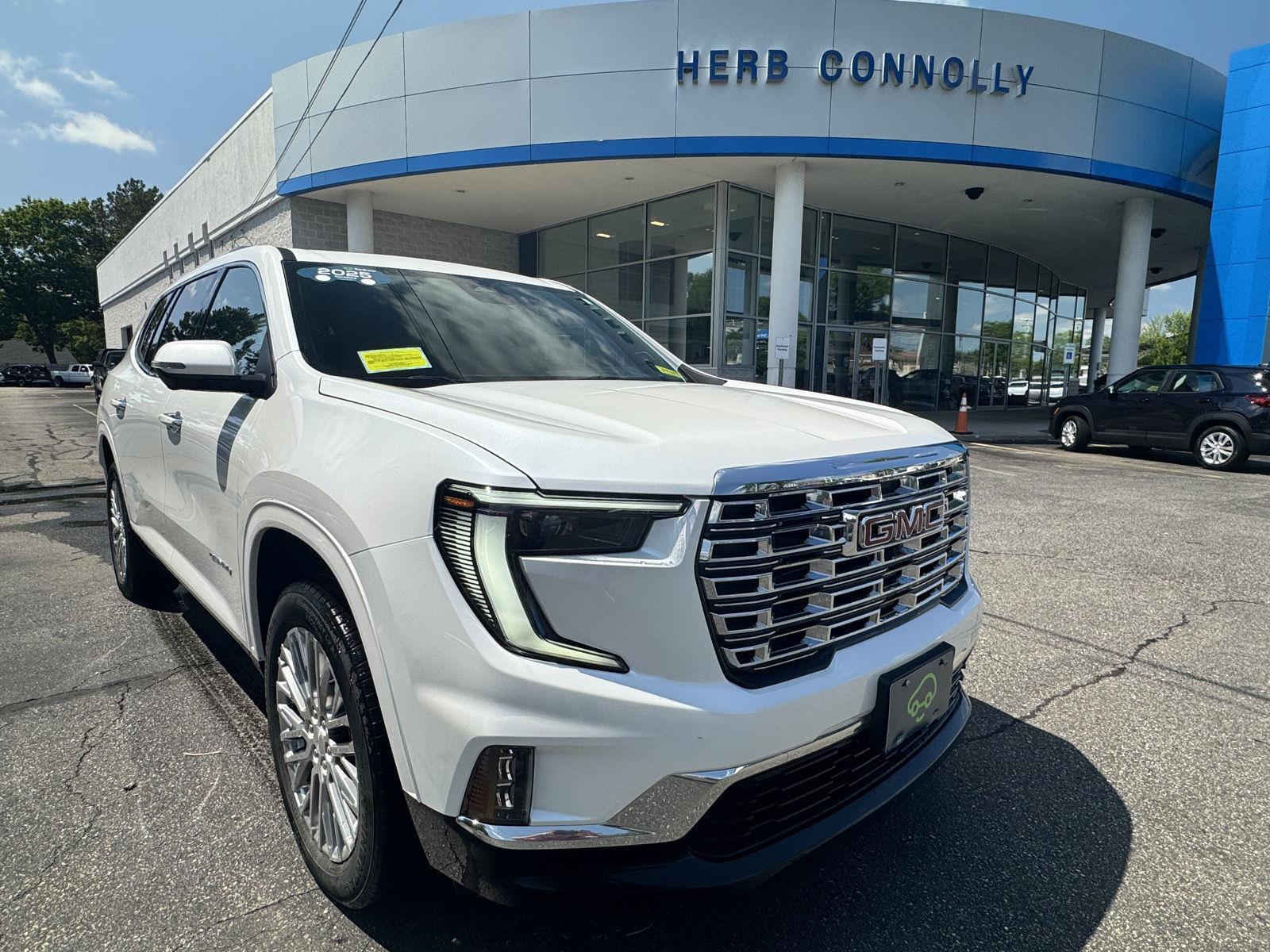 White Frost Tricoat 2025 GMC Acadia SUV / Crossover Four-Wheel Drive 8-Speed Automatic