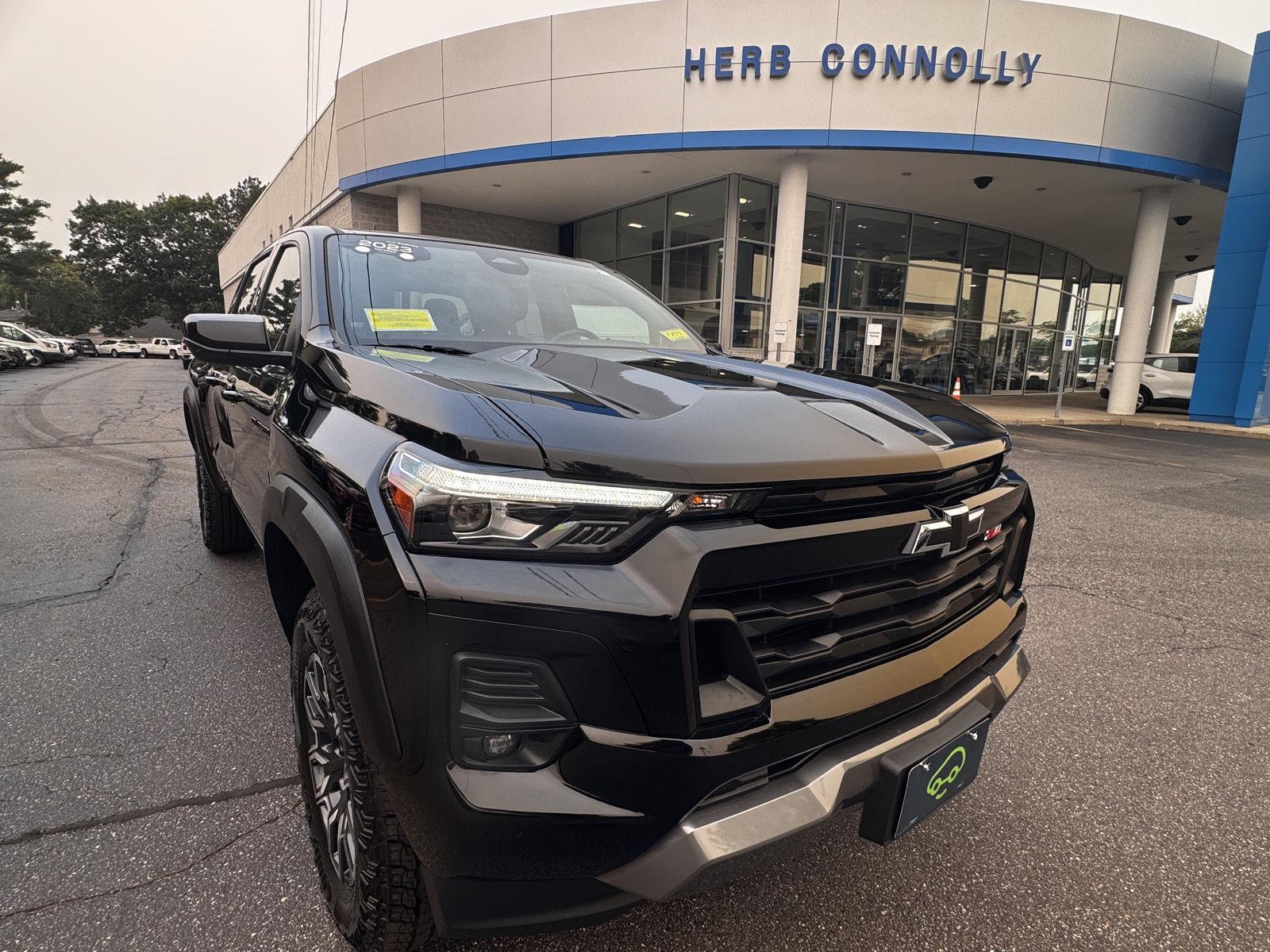 Black 2023 Chevrolet Colorado Pickup Truck Four-Wheel Drive 8-Speed Automatic