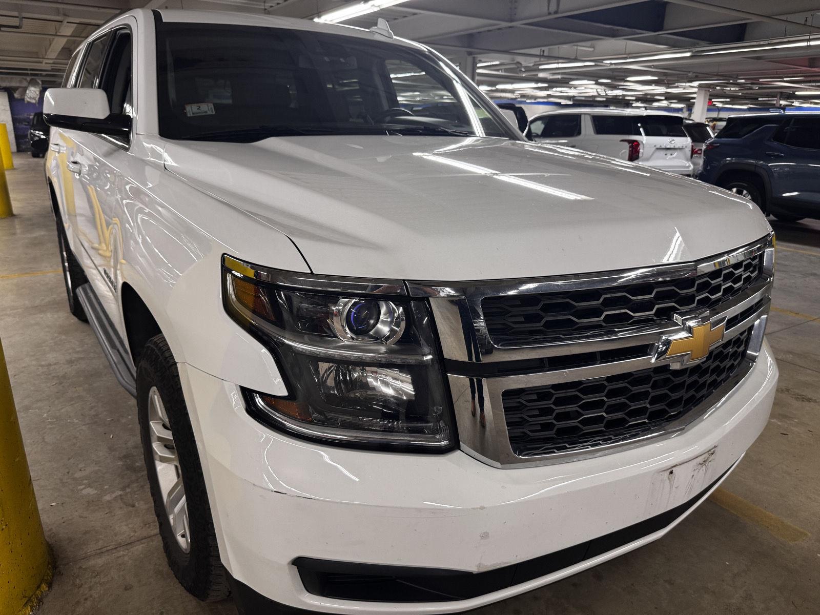 Summit White 2017 Chevrolet Tahoe SUV / Crossover Four-Wheel Drive