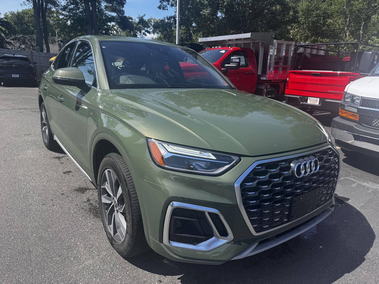 District Green Metallic 2022 Audi Q5 Sportback Sedan All-Wheel Drive Automatic