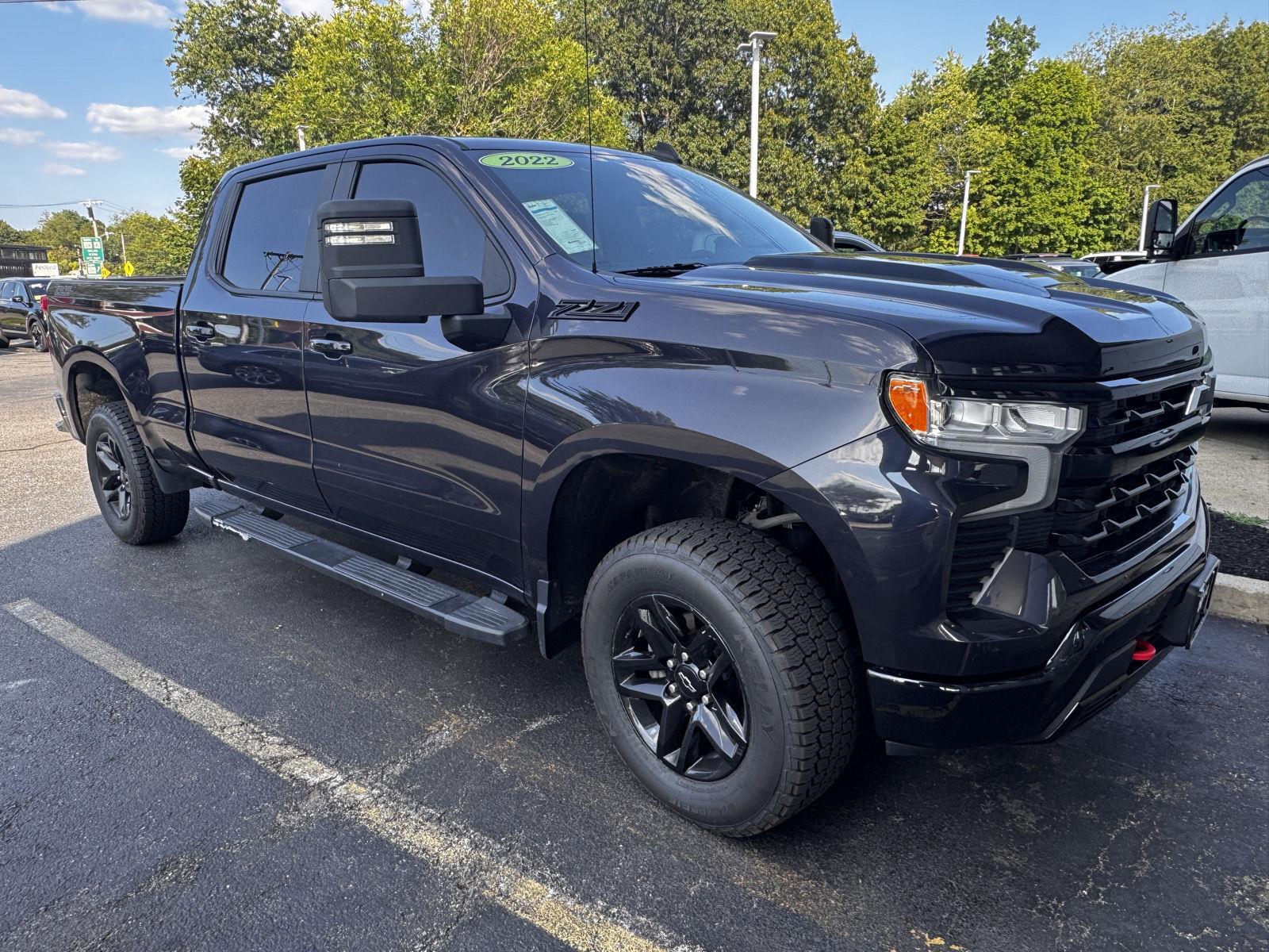 Dark Ash Metallic 2022 Chevrolet Silverado 1500 Pickup Truck Four-Wheel Drive Automatic