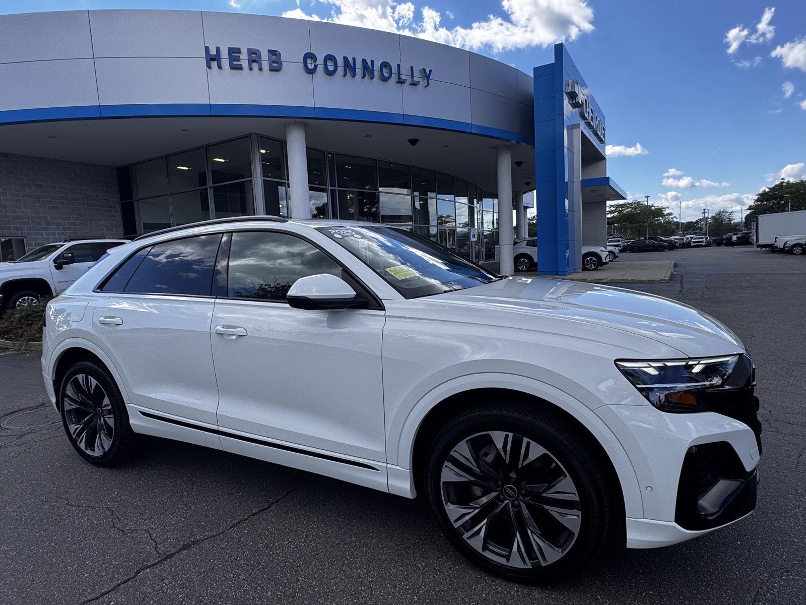 Carrara White 2025 Audi Q8 SUV / Crossover All-Wheel Drive Automatic