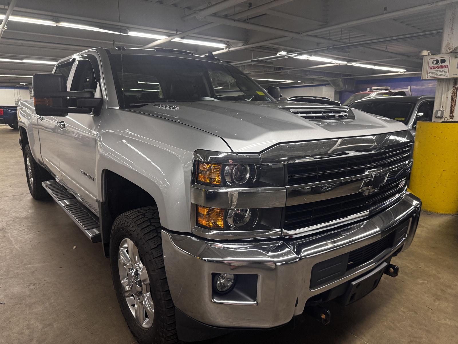 Silver Ice Metallic 2017 Chevrolet Silverado 2500HD Pickup Truck Four-Wheel Drive 6-Speed Automatic