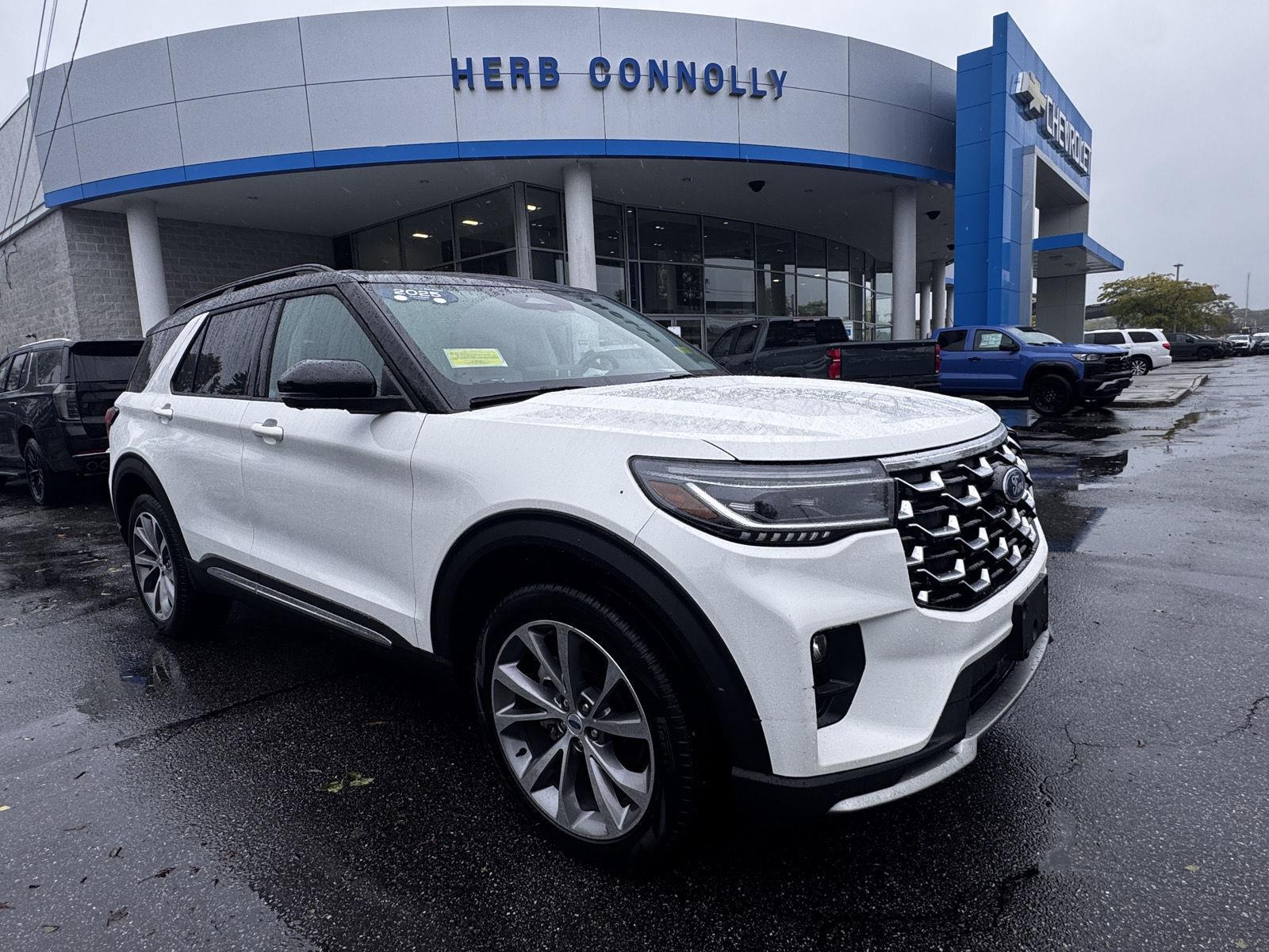 2025 Ford Explorer Platinum AWD   
