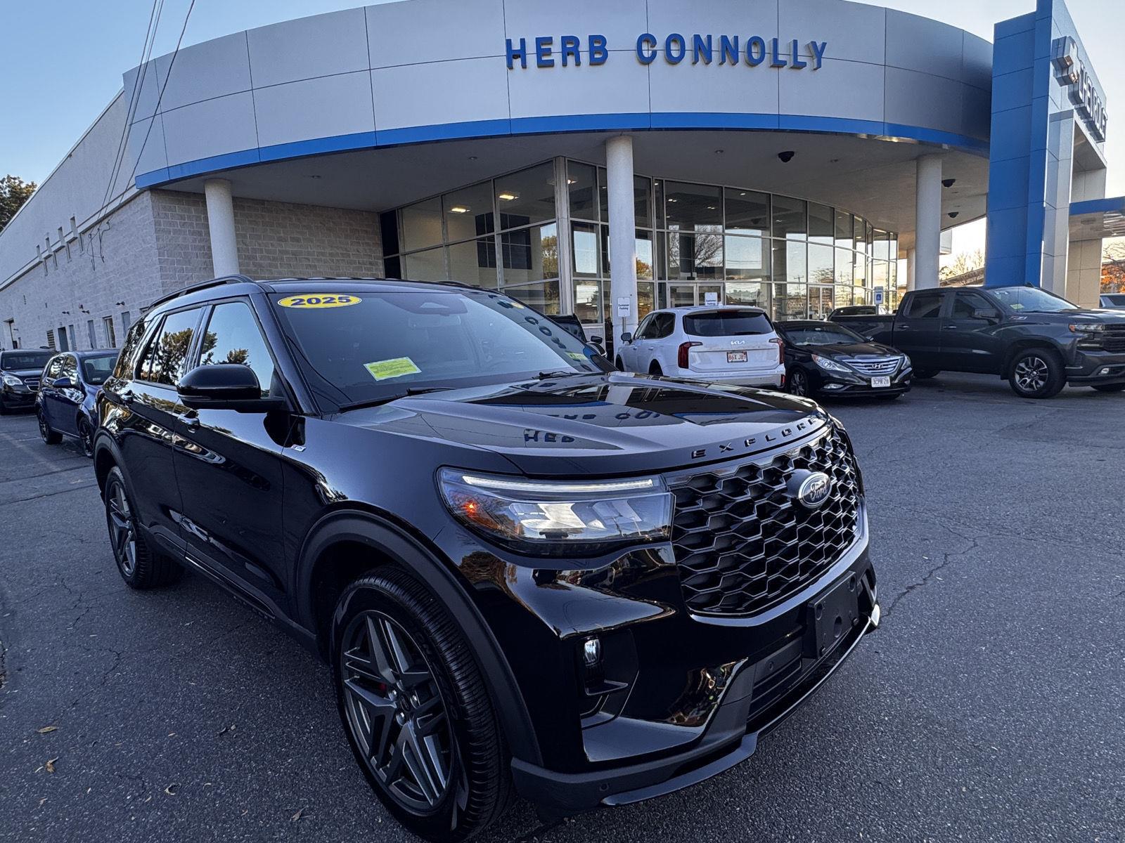 Agate Black 2025 Ford Explorer SUV / Crossover All-Wheel Drive Automatic