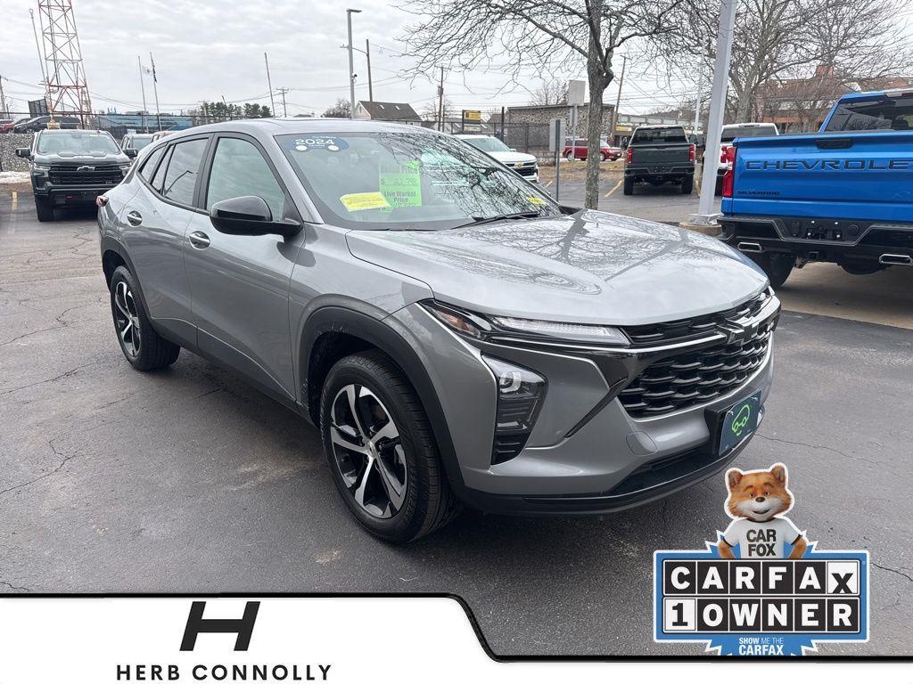 Sterling Gray Metallic 2024 Chevrolet Trax RS with 1RS FWD SUV / Crossover Front-Wheel Drive 6-Speed Automatic