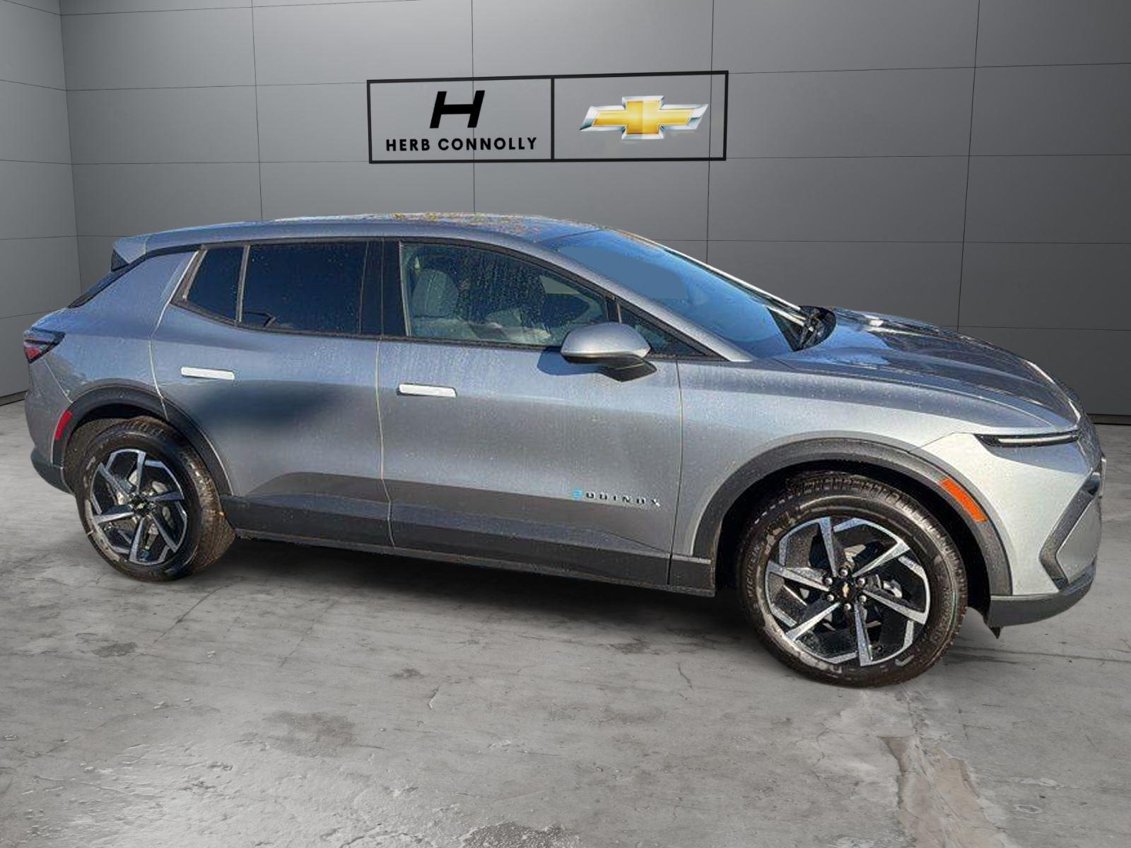 Sterling Gray Metallic 2026 Chevrolet Equinox EV LT 1 FWD SUV / Crossover Front-Wheel Drive Automatic