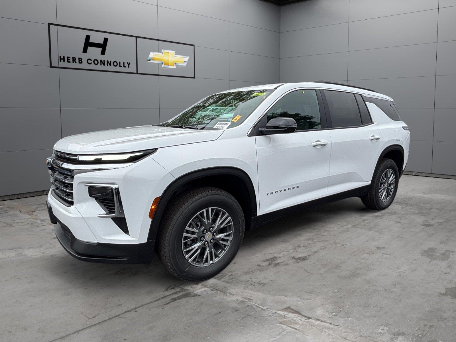 Summit White 2027 Chevrolet Traverse SUV / Crossover Four-Wheel Drive 8-Speed Automatic