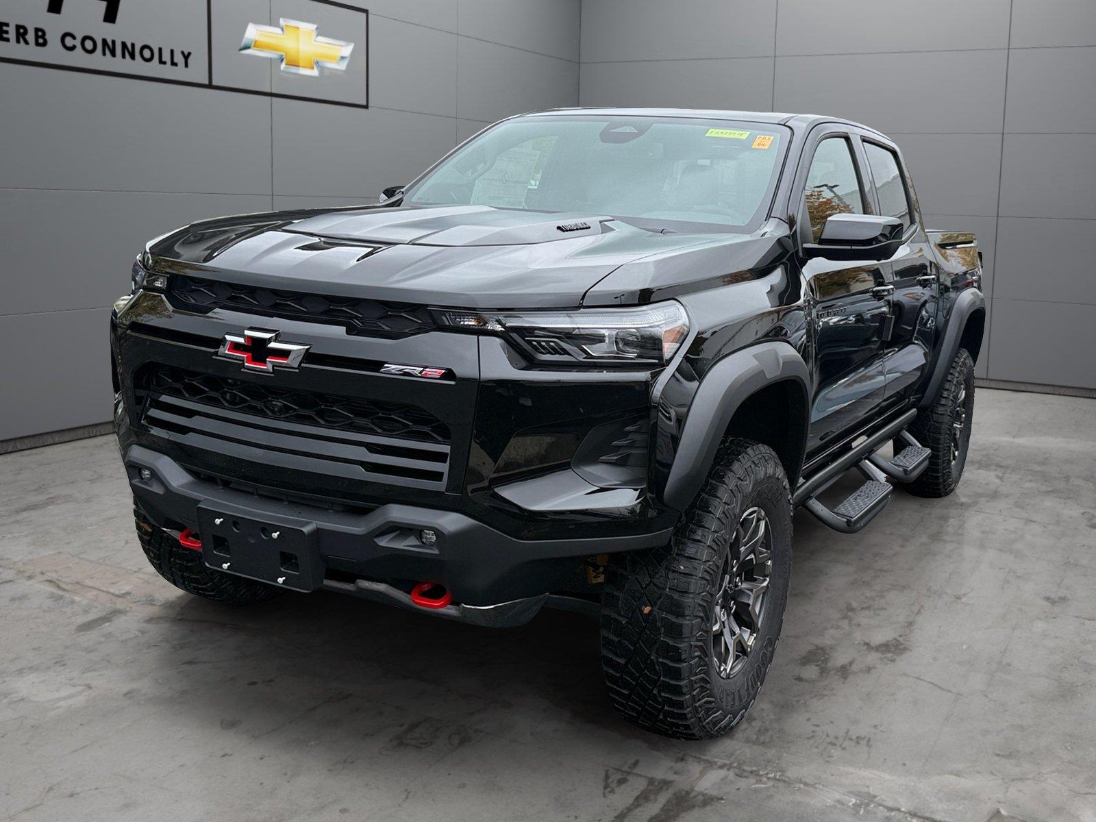 Black 2026 Chevrolet Colorado Pickup Truck Four-Wheel Drive 8-Speed Automatic