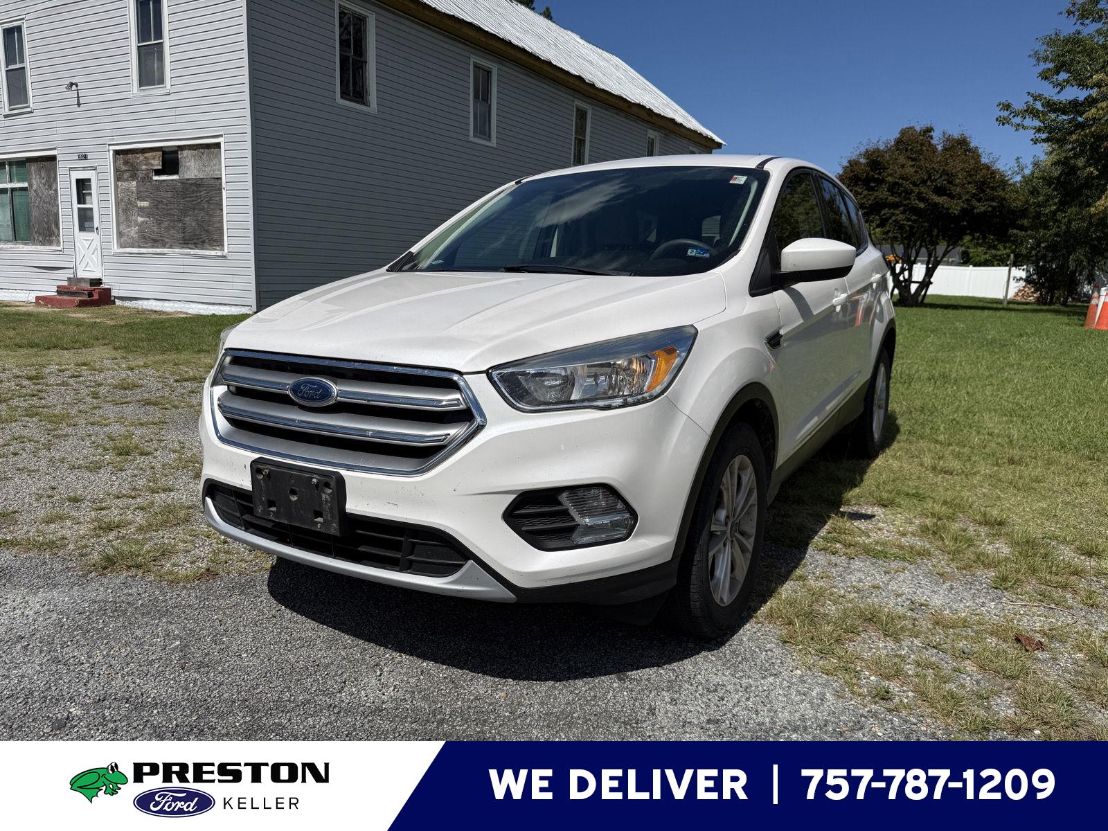 White Platinum Metallic Tri-Coat 2017 Ford Escape SUV / Crossover Front-Wheel Drive 6-Speed Automatic