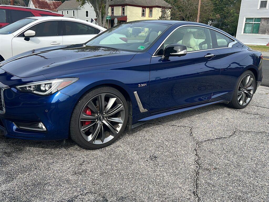 2019 INFINITI Q60 Red Sport 400 Coupe AWD