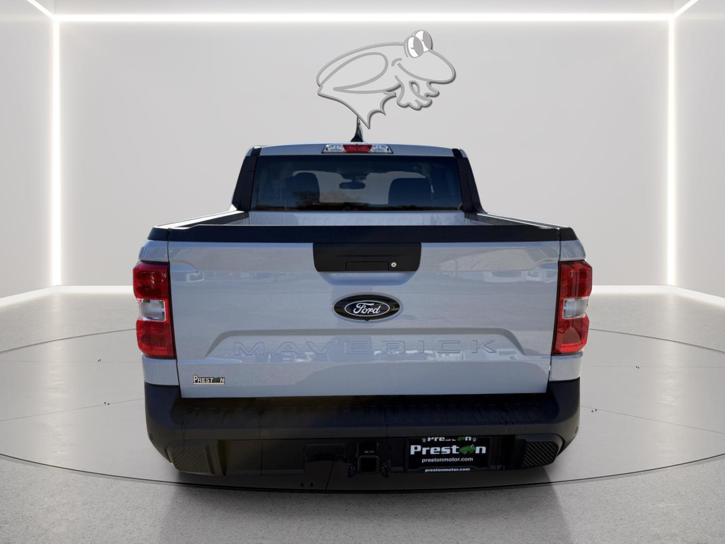 View vehicle photo 7