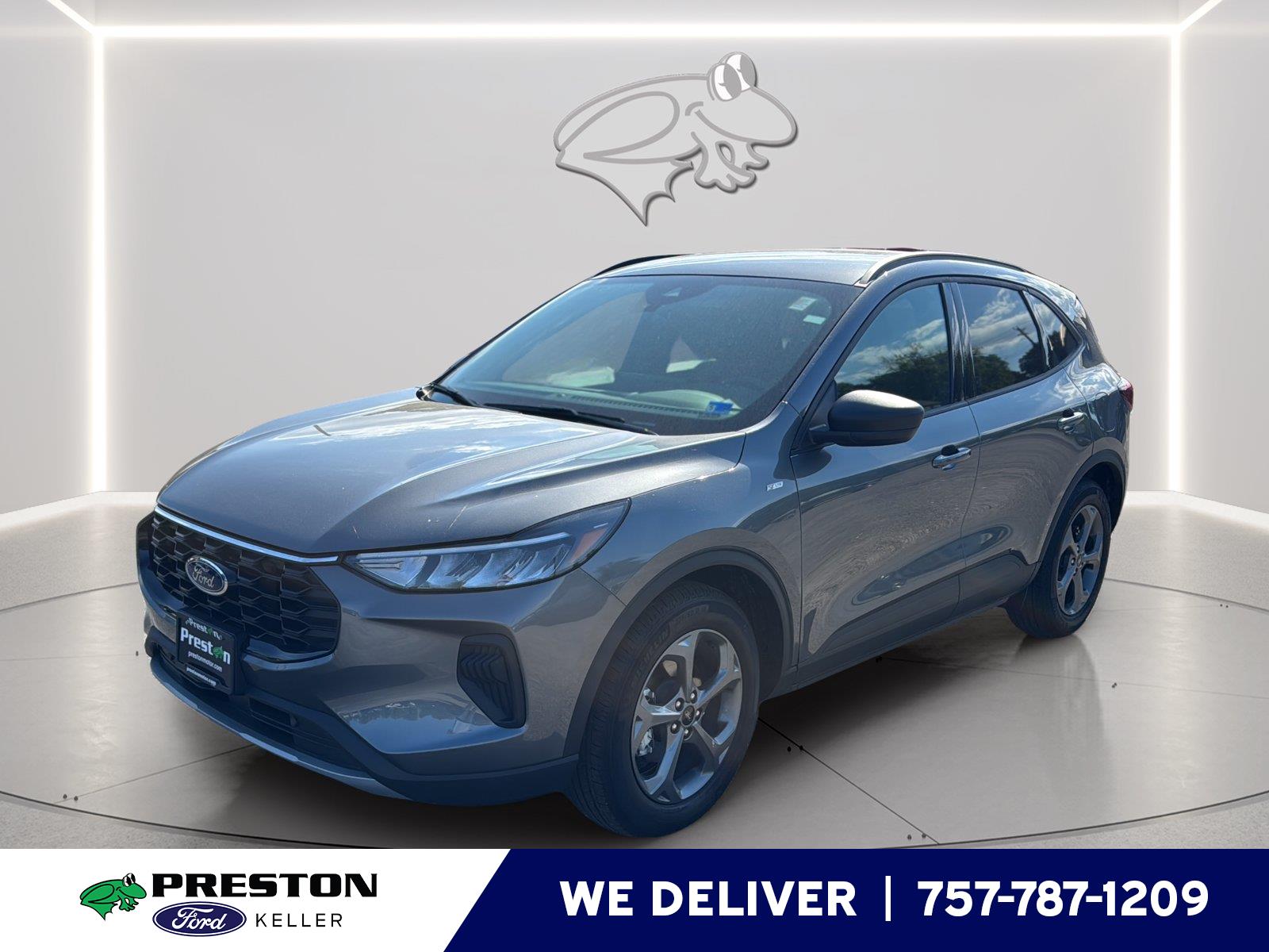 Carbonized Gray 2026 Ford Escape SUV / Crossover Front-Wheel Drive 8-Speed Automatic
