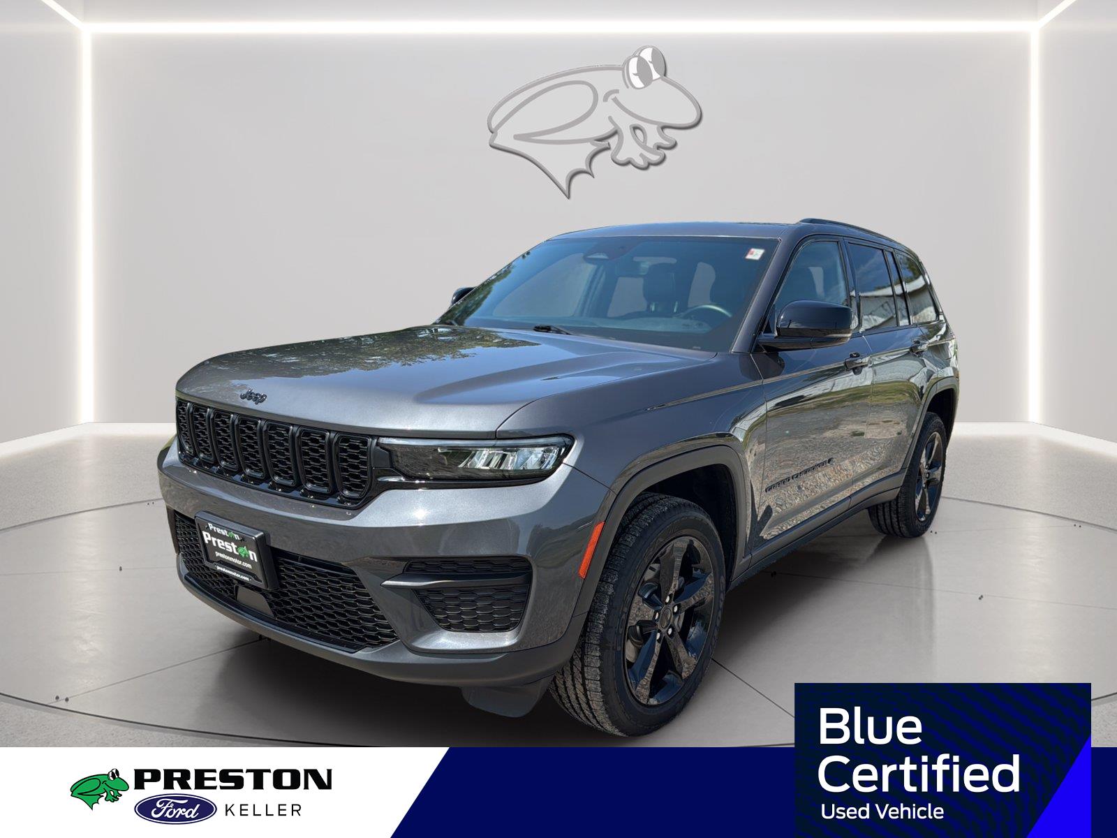 Baltic Gray Metallic Clearcoat 2022 Jeep Grand Cherokee SUV / Crossover Four-Wheel Drive 8-Speed Automatic