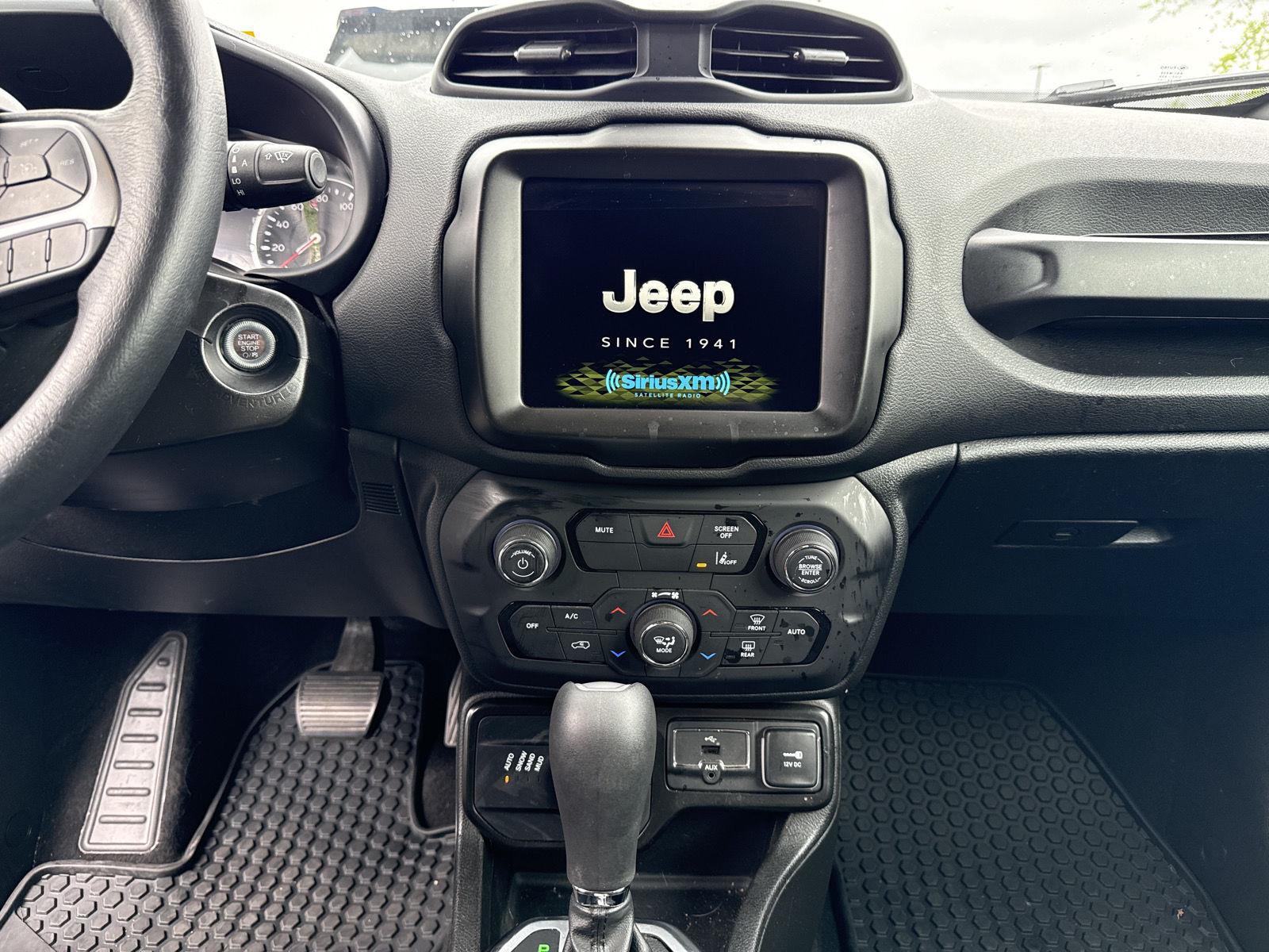 Used 2023 Black Clearcoat Jeep Altitude image 9