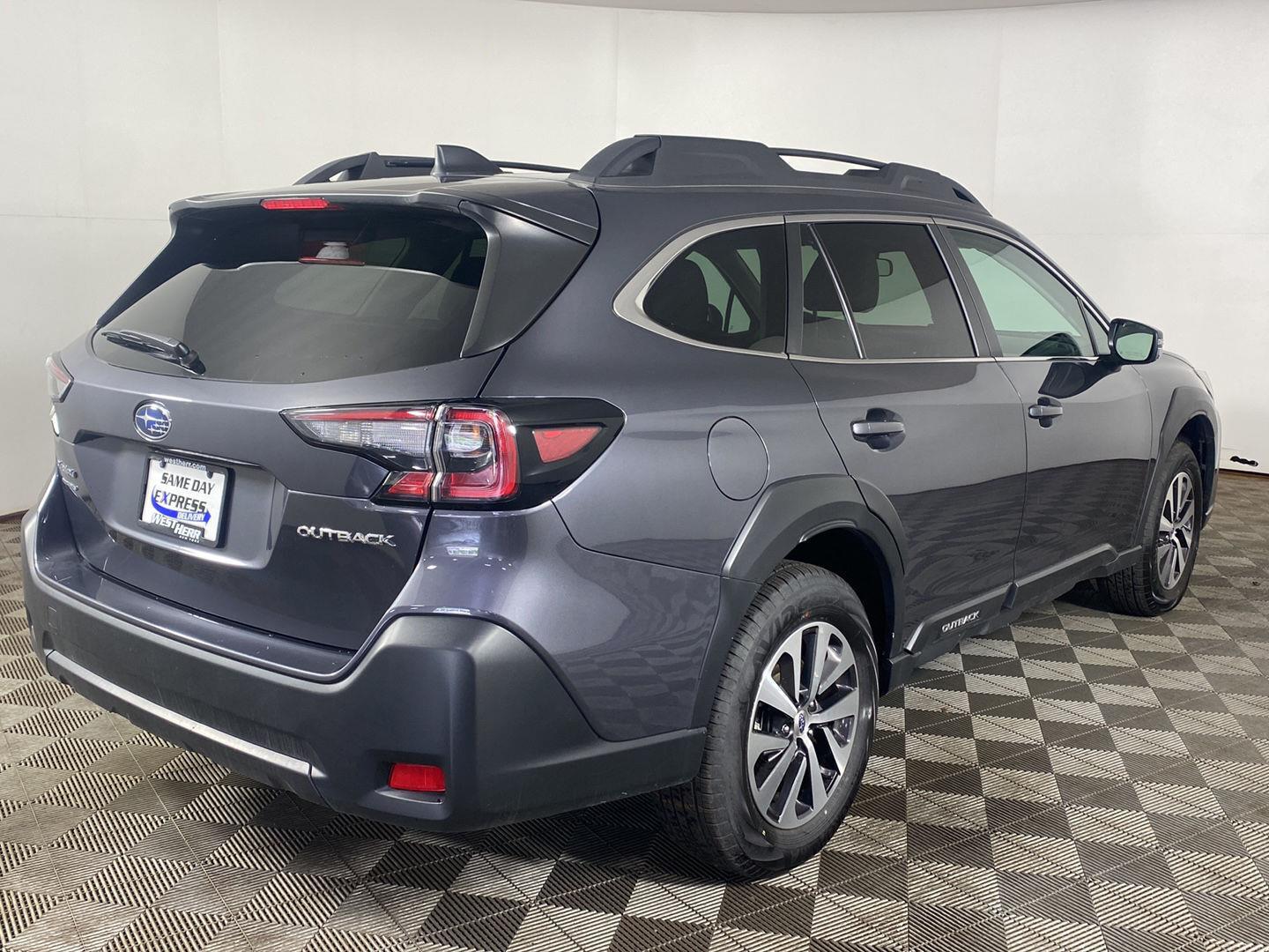 Used 2025 Magnetite Gray Metallic Subaru Premium image 5