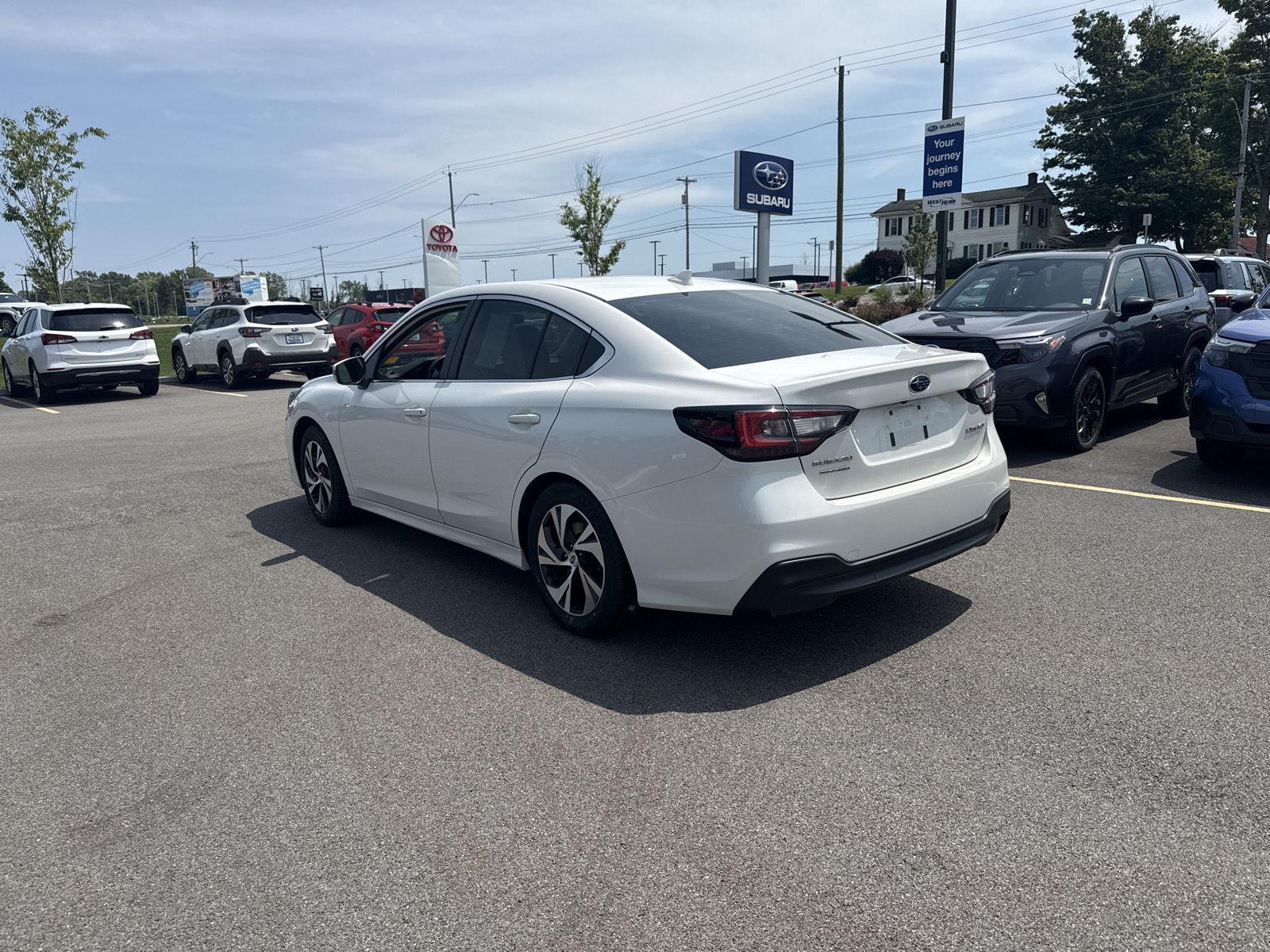 Used 2022 Crystal White Pearl Subaru Premium image 5
