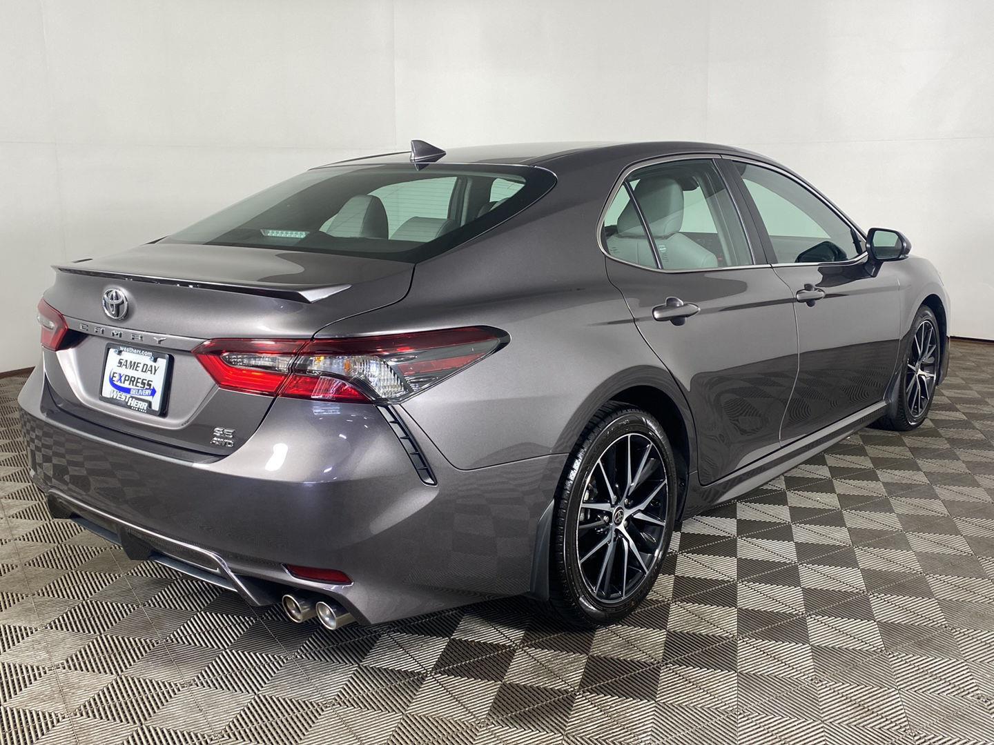 Used 2023 Predawn Gray Mica Toyota SE image 5