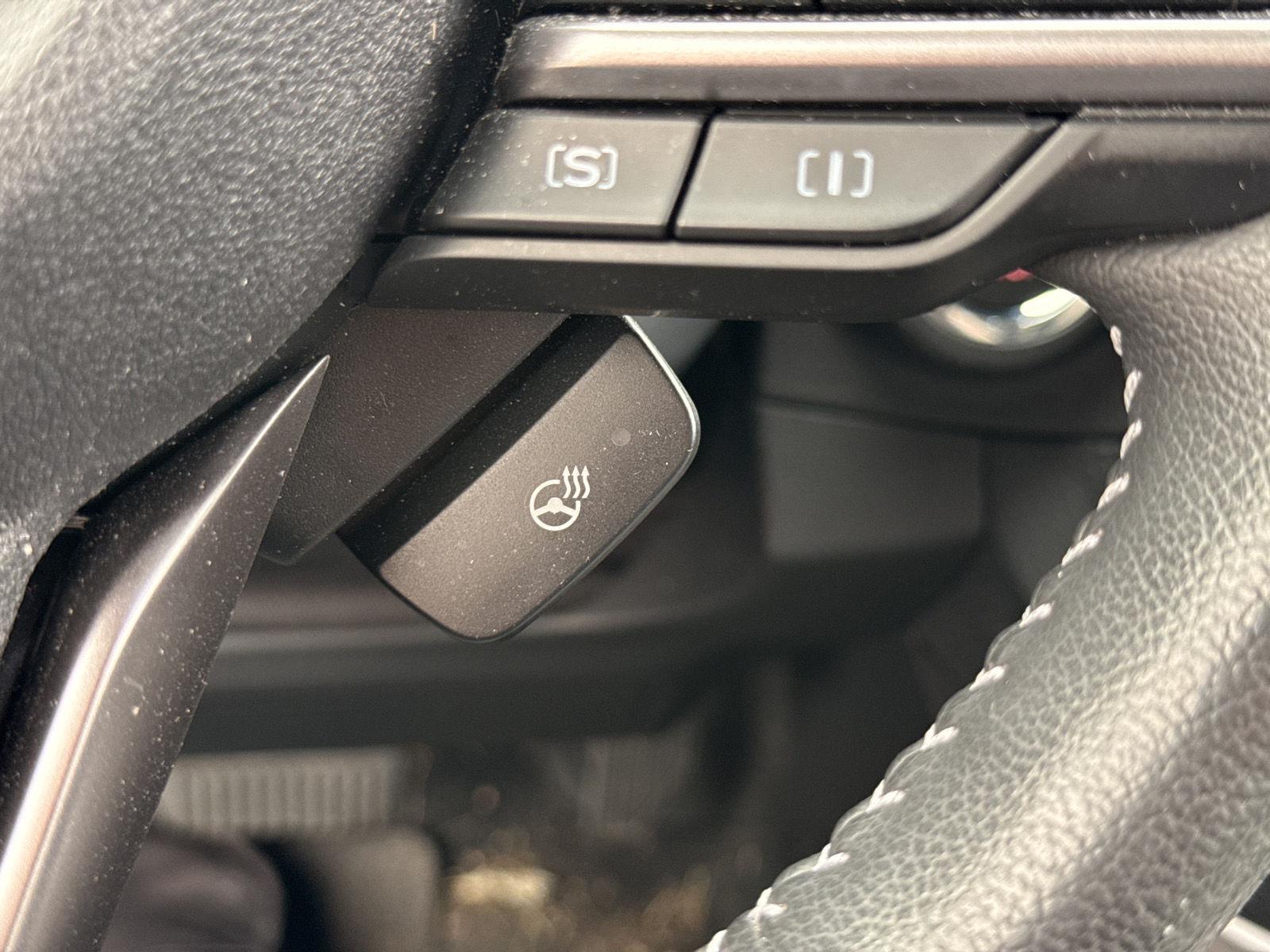 Used 2020 Jasper Green Metallic Subaru Limited image 18