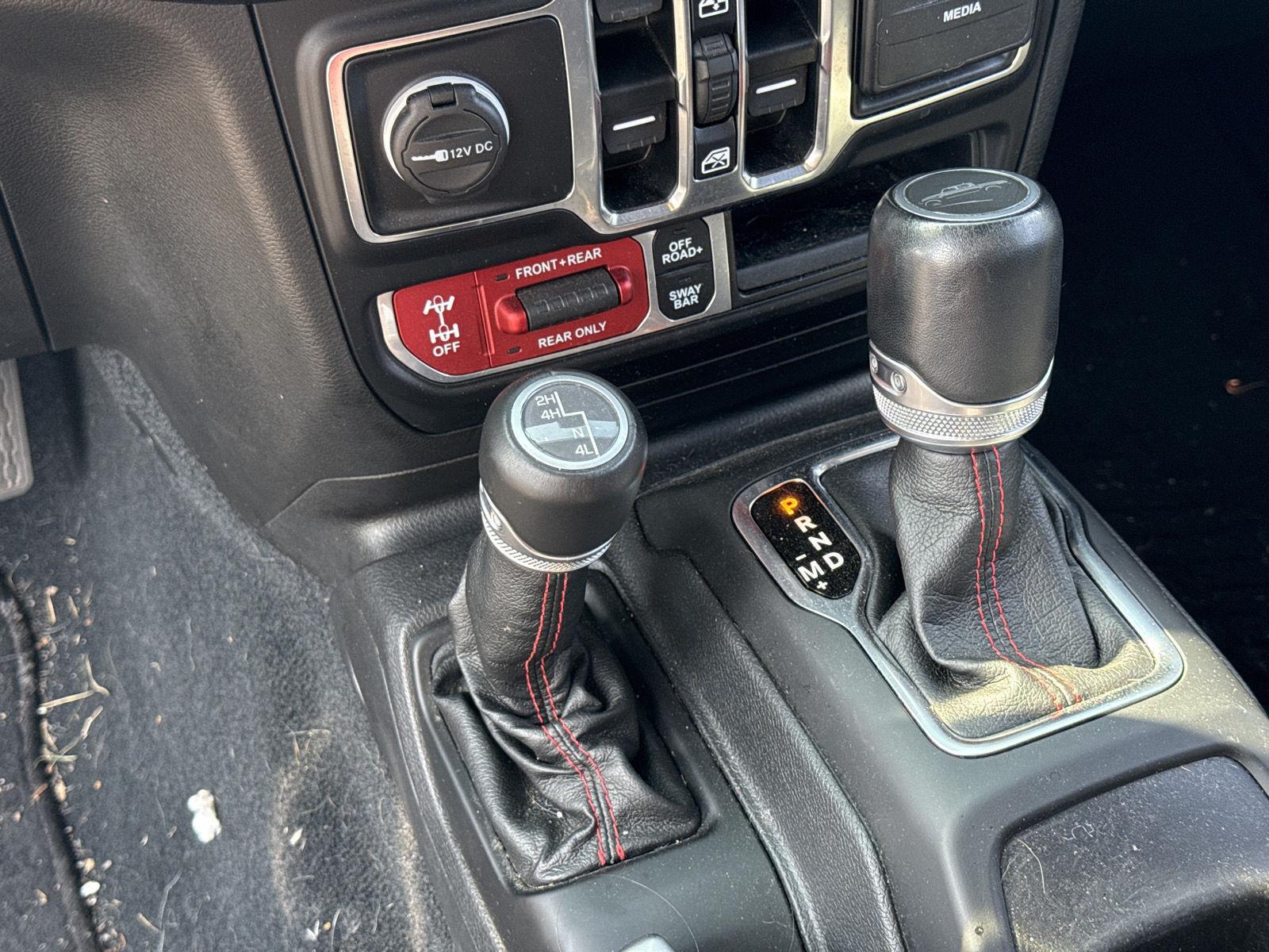 Used 2022 Black Clearcoat Jeep Rubicon image 16