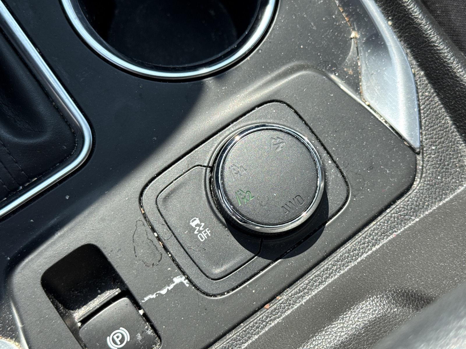 Used 2018 Mosaic Black Metallic Chevrolet LT Cloth image 15