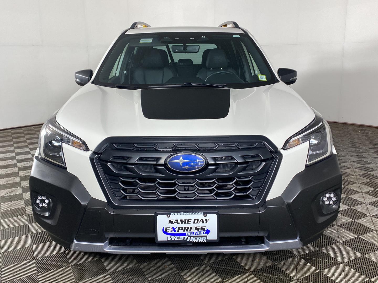 Used 2023 Crystal White Pearl Subaru Wilderness image 11
