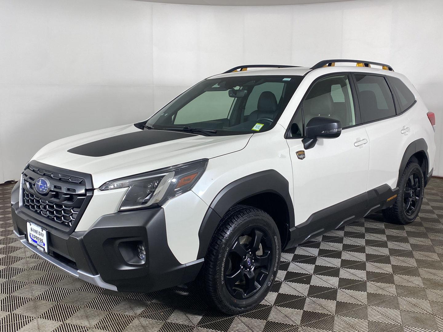 Used 2023 Crystal White Pearl Subaru Wilderness image 10
