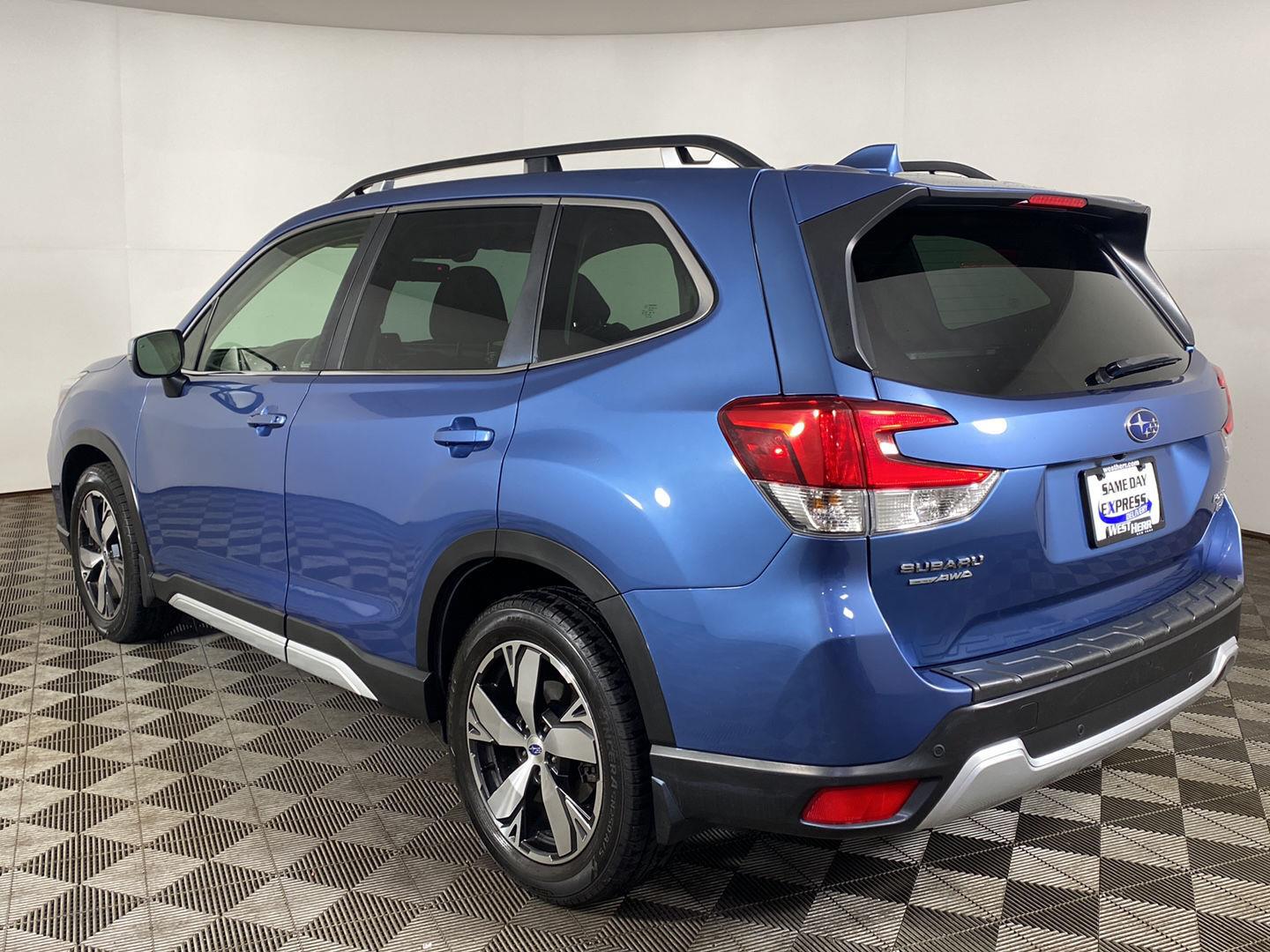 Used 2020 Horizon Blue Pearl Subaru Touring image 8