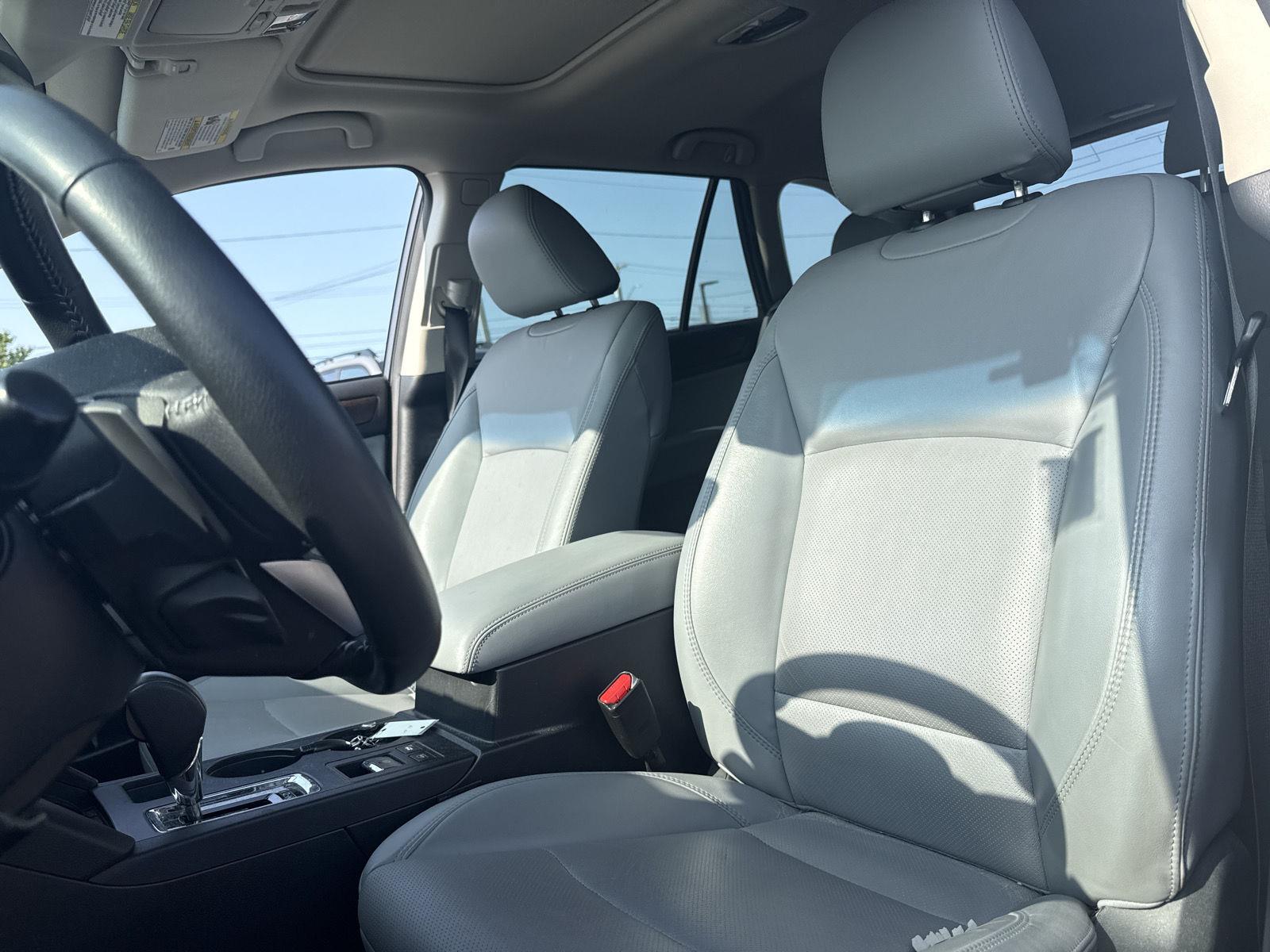 Used 2018 Magnetite Gray Metallic Subaru Limited image 8