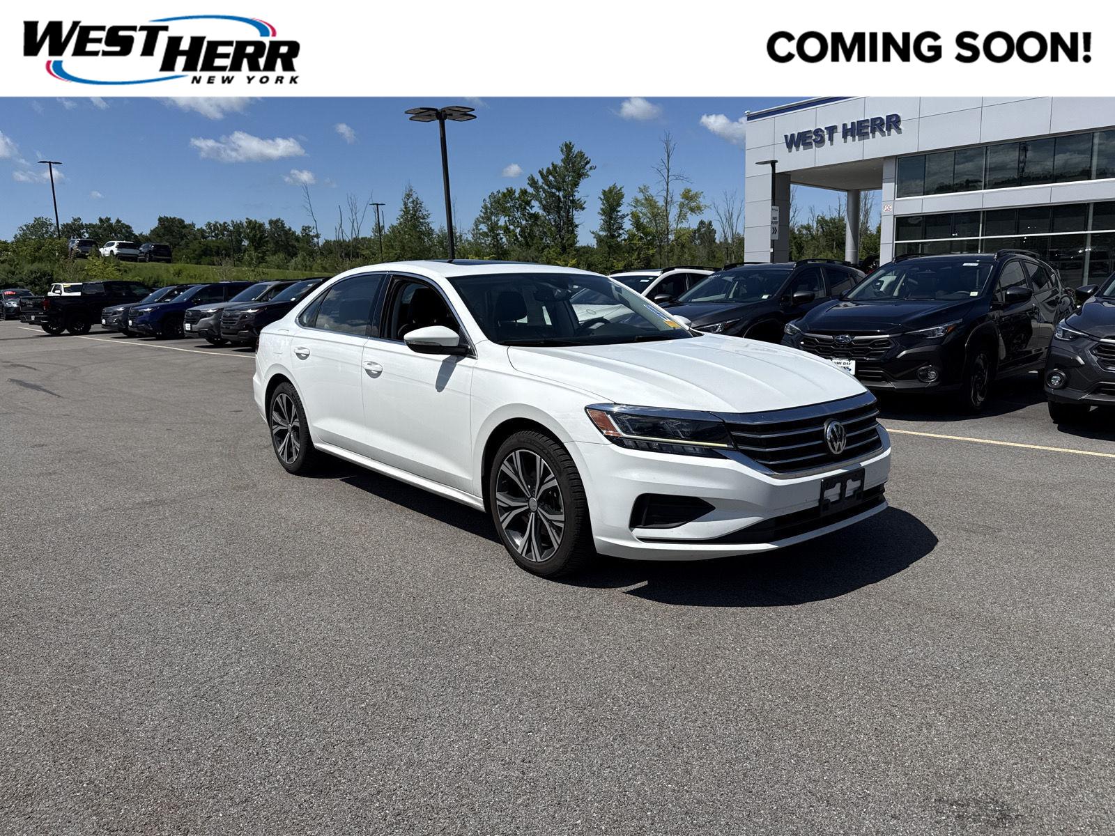 Pure White 2022 Volkswagen Passat Sedan Front-Wheel Drive Automatic
