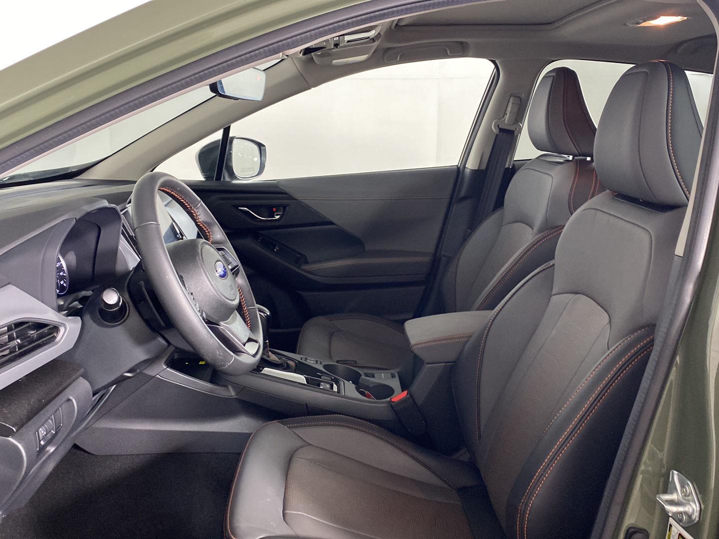 Used 2025 Alpine Green Subaru Limited image 26