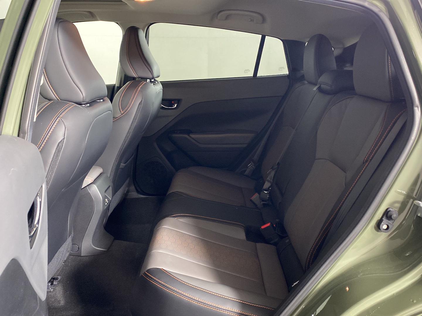 Used 2025 Alpine Green Subaru Limited image 28