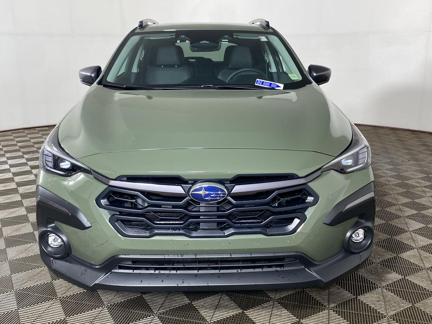 Used 2025 Alpine Green Subaru Limited image 2